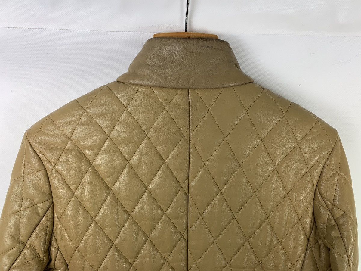 Burberry × Vintage Burberry London vintage women’s quilted leather jacket Size S / US 4 / IT 40 - 14 Thumbnail