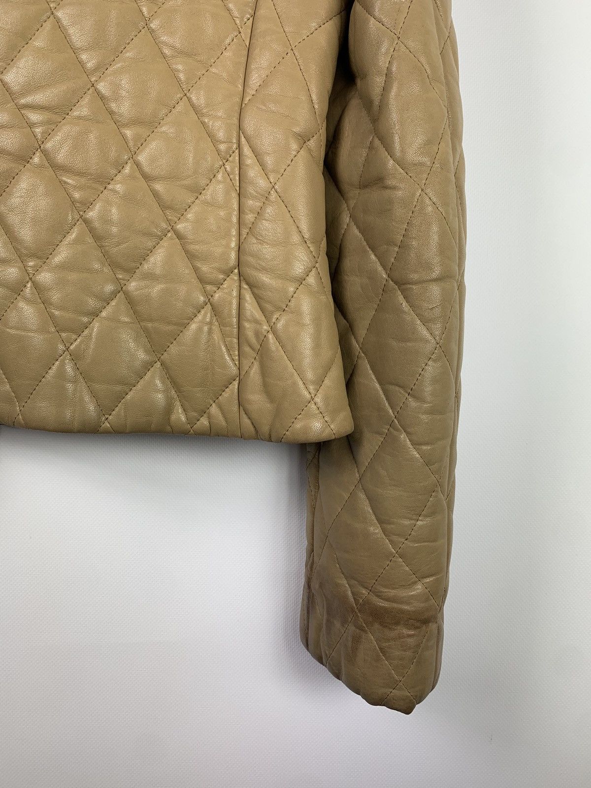 Burberry × Vintage Burberry London vintage women’s quilted leather jacket Size S / US 4 / IT 40 - 12 Thumbnail
