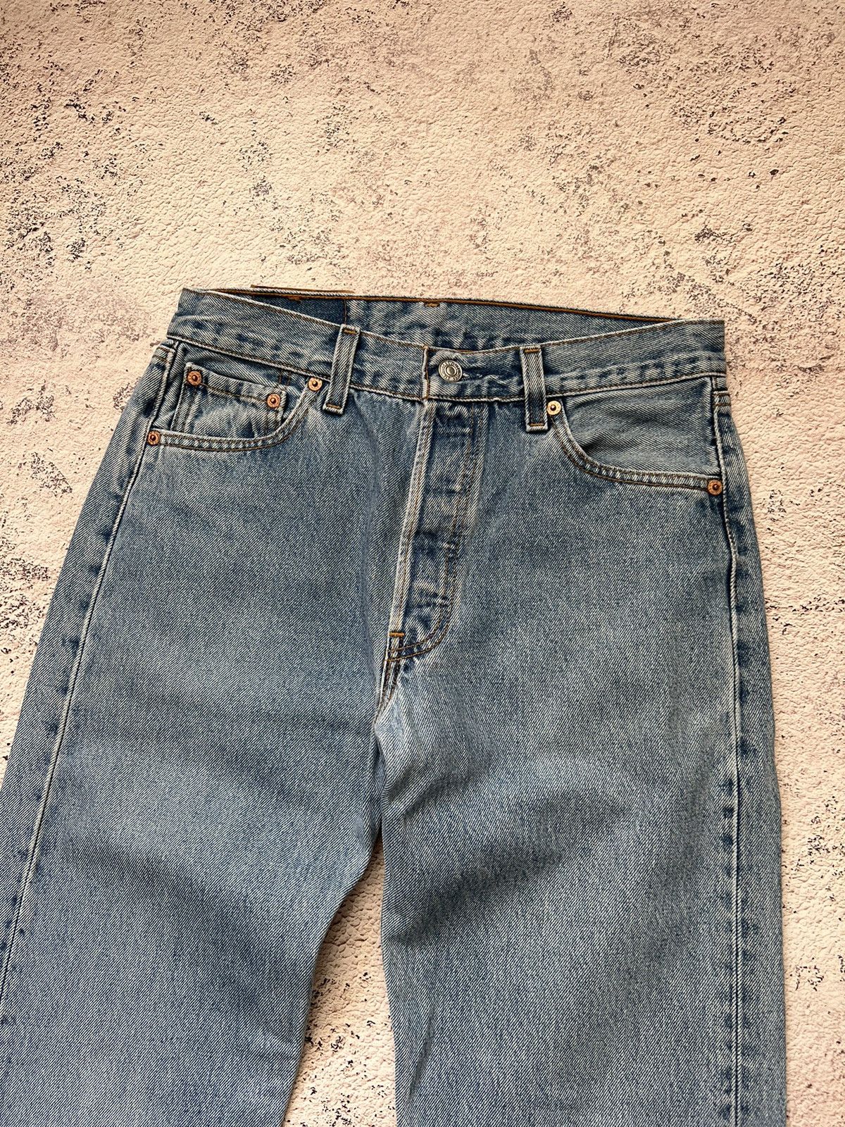 Levi's × Vintage 🇺🇸Vintage 90s Levi’s 501 Washed Blue Denim Jeans Size US 30 / EU 46 - 6 Thumbnail