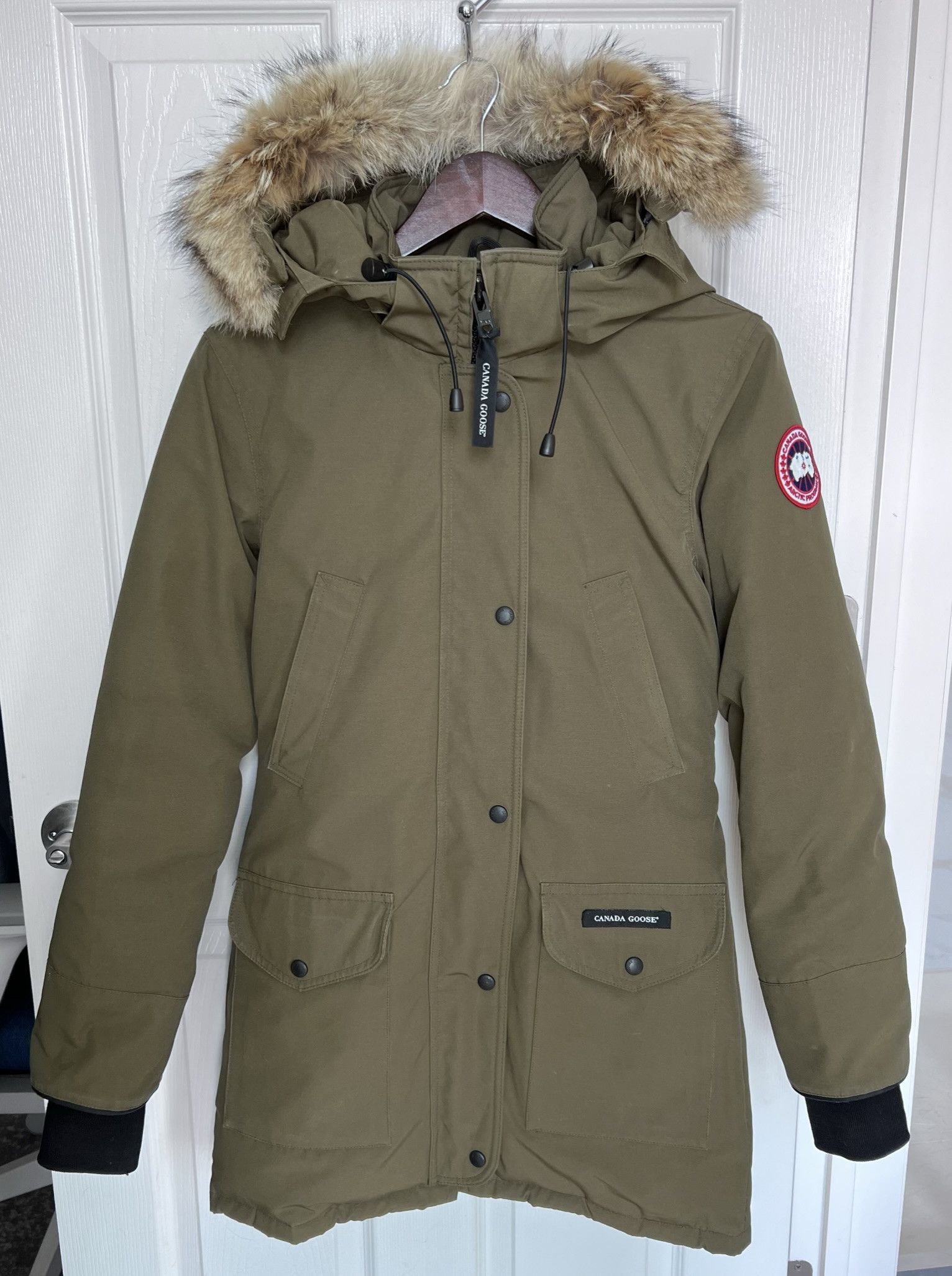 image of Canada Goose Trillium Parka Heritage, Xs in Green, Women's