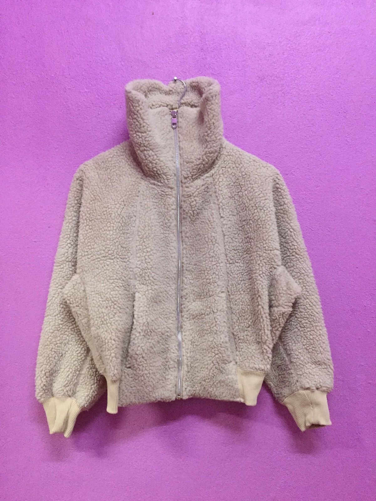 Uniqlo Uniqlo Sheep Skin Jackets Size M Size US M / EU 48-50 / 2 - 1 Thumbnail