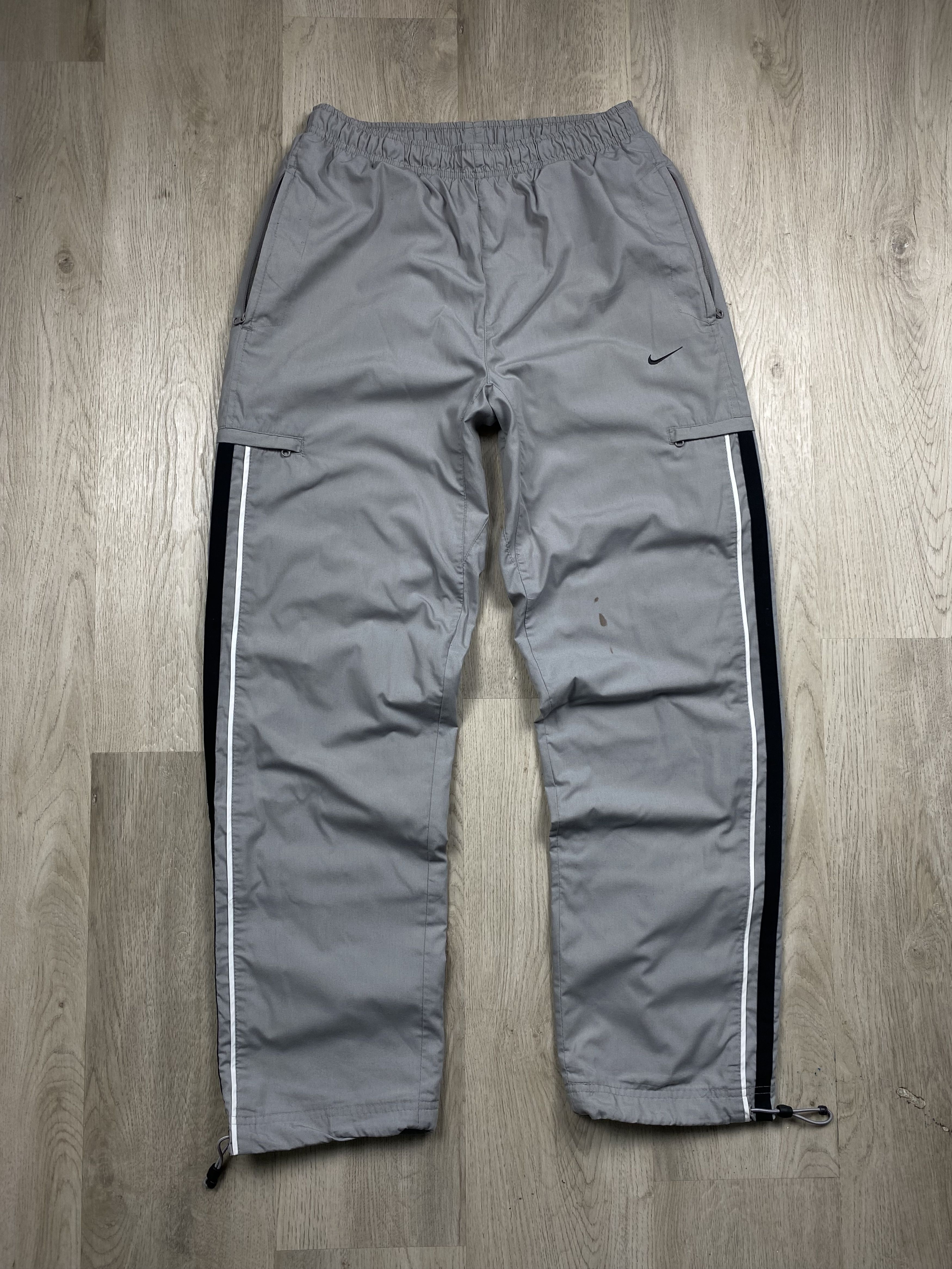 Nike × Vintage Nike Vintage Faded Nylon Pants Y2K Drill Thrashed Size US 30 / EU 46 - 1 Thumbnail