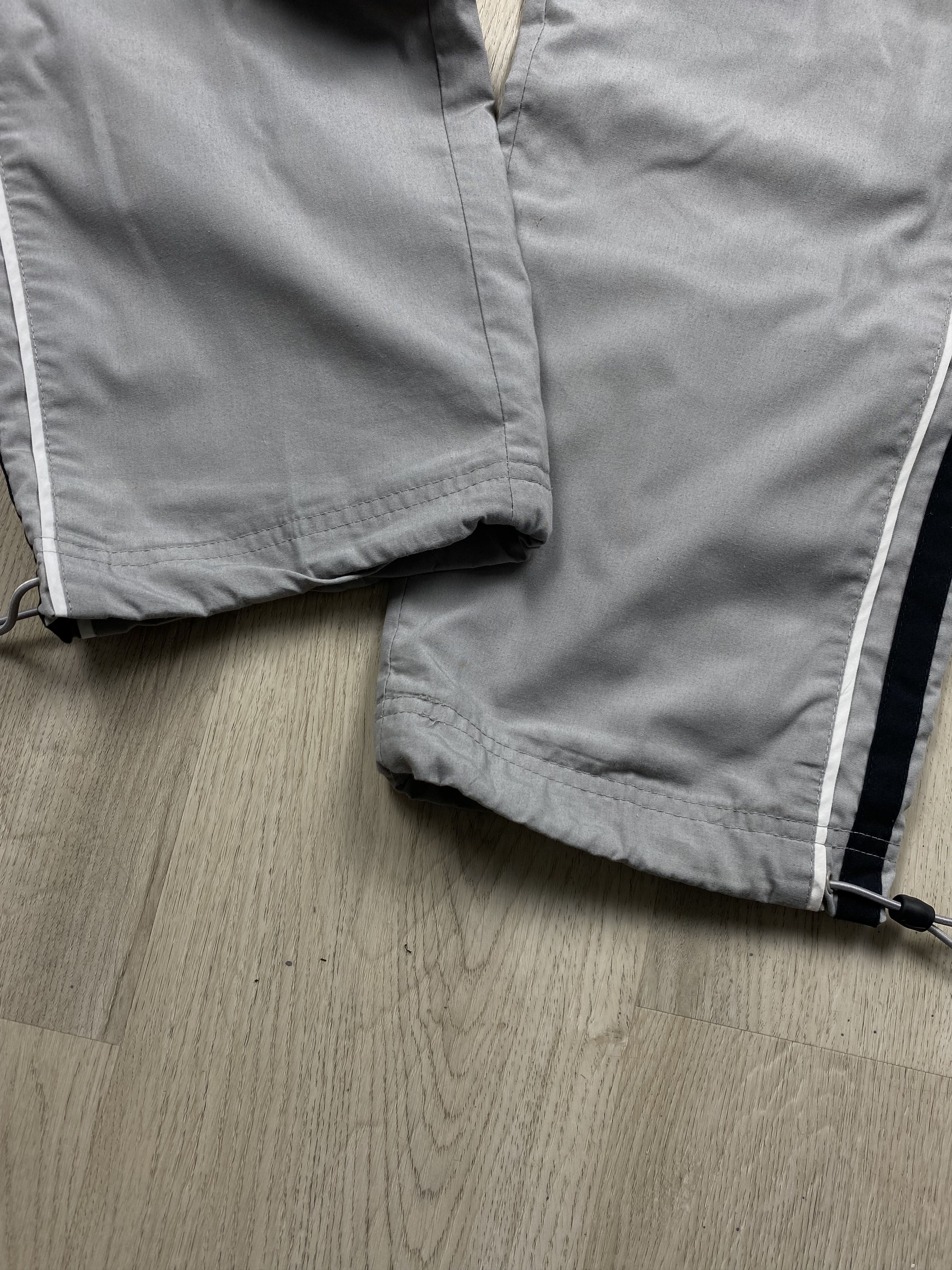 Nike × Vintage Nike Vintage Faded Nylon Pants Y2K Drill Thrashed Size US 30 / EU 46 - 4 Thumbnail