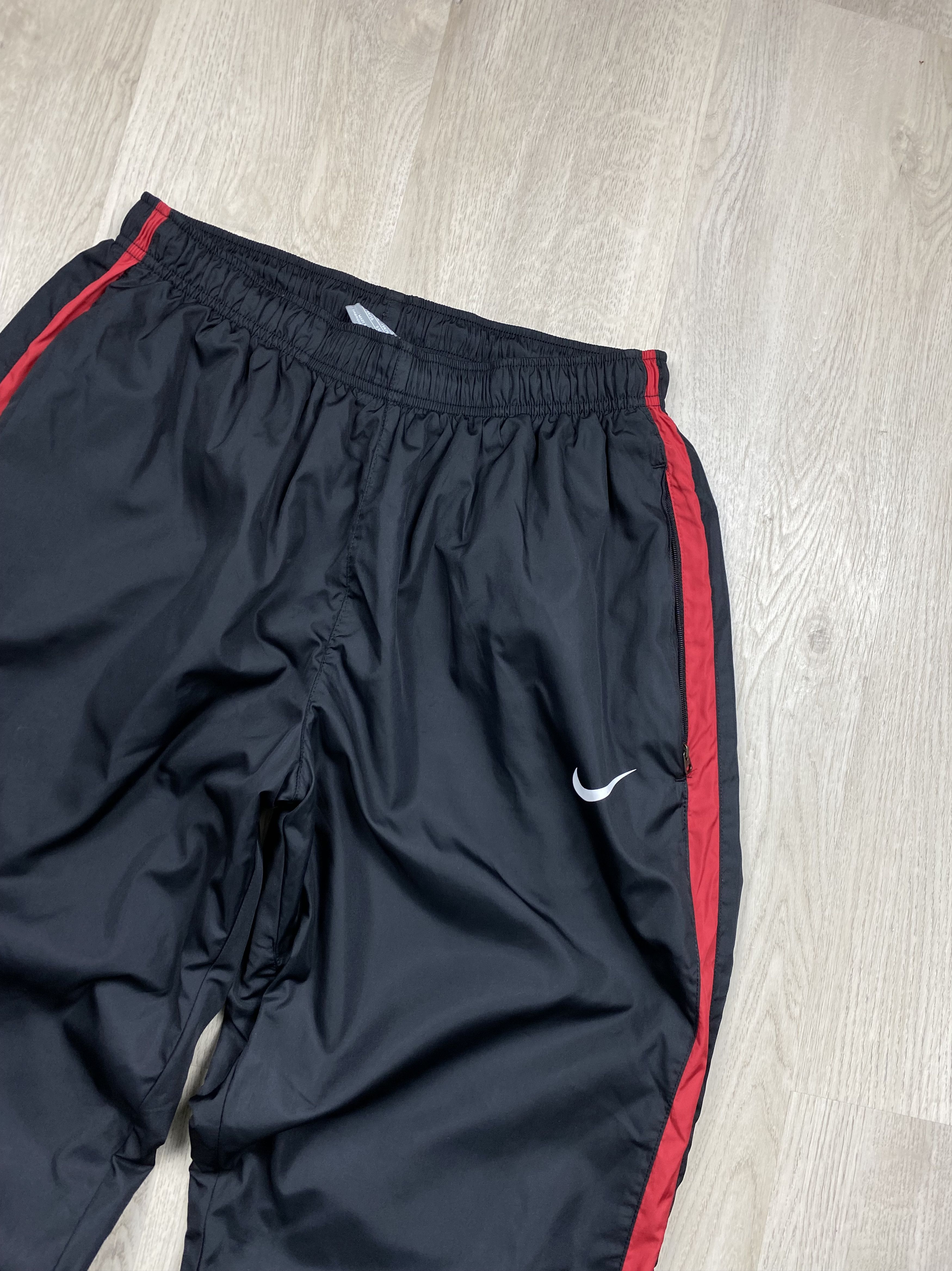 Nike Nike Vintage Nylon Track Pants Size US 34 / EU 50 - 2 Thumbnail