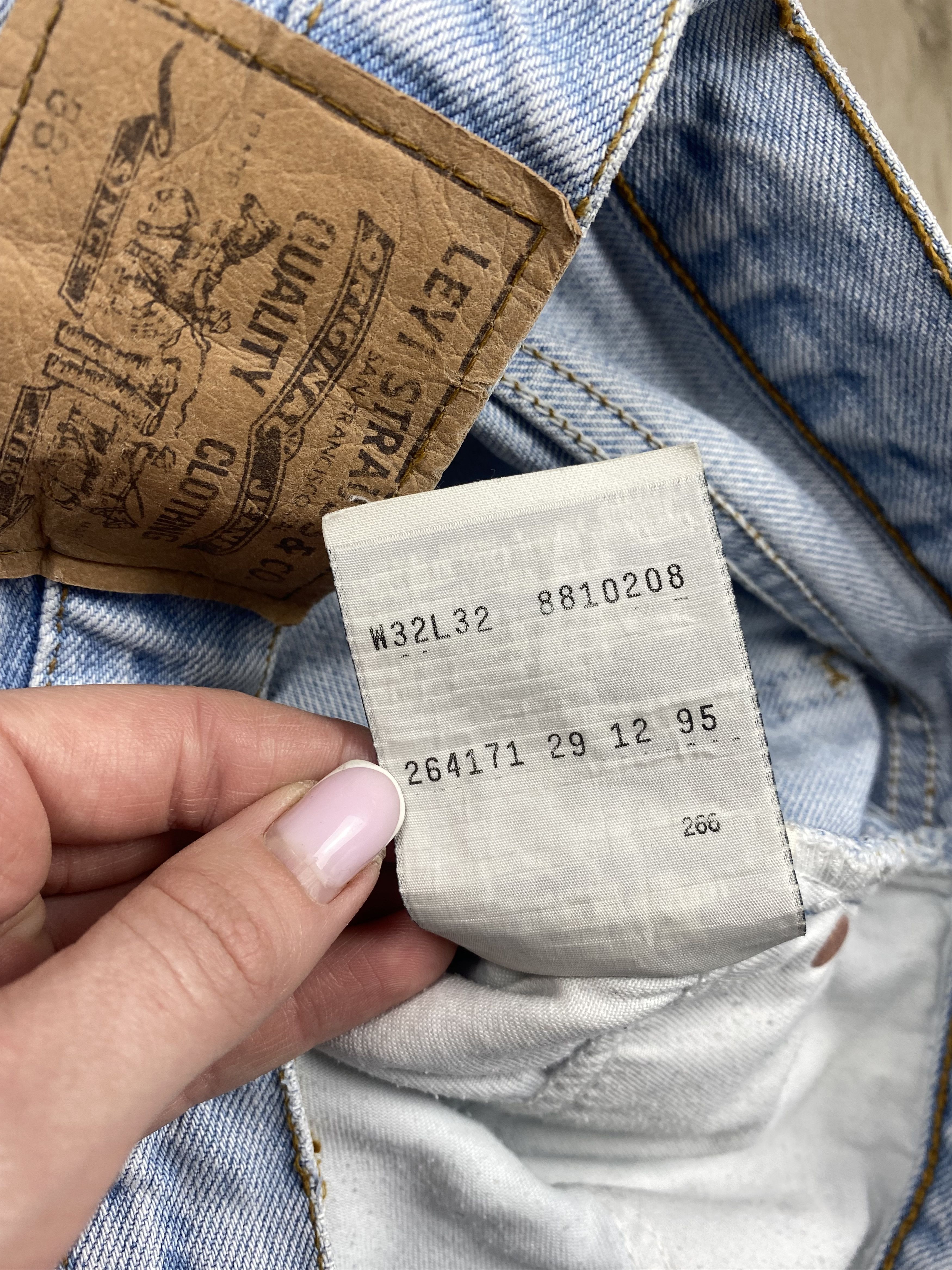 Levi's Levis 881 90s Vintage Orange Tab Denim Pants Jeans Thrashed Size US 32 / EU 48 - 11 Thumbnail