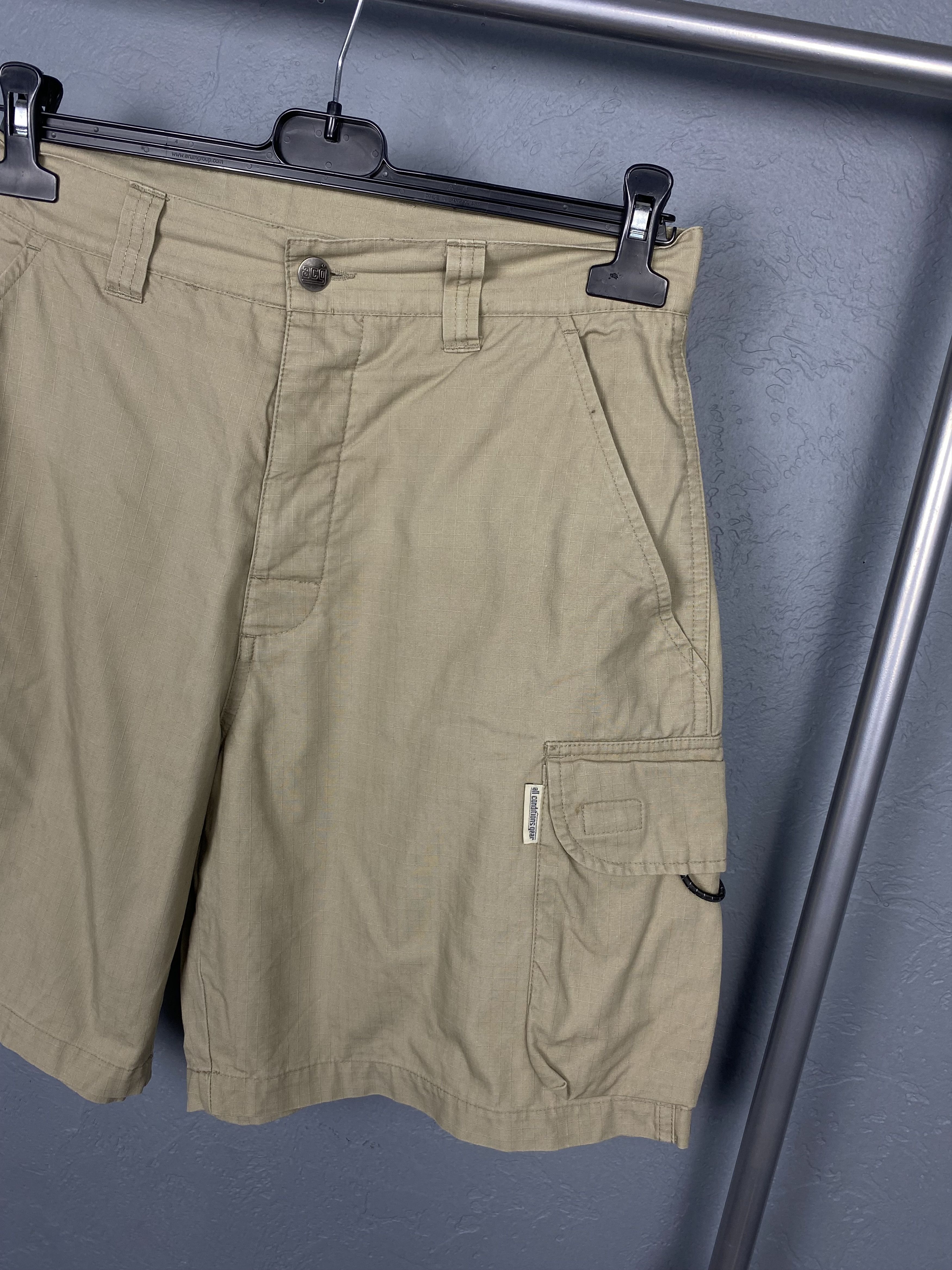 Nike × Nike ACG × Vintage Nike ACG Vintage Mens Cargo Shorts Size US 30 / EU 46 - 2 Thumbnail