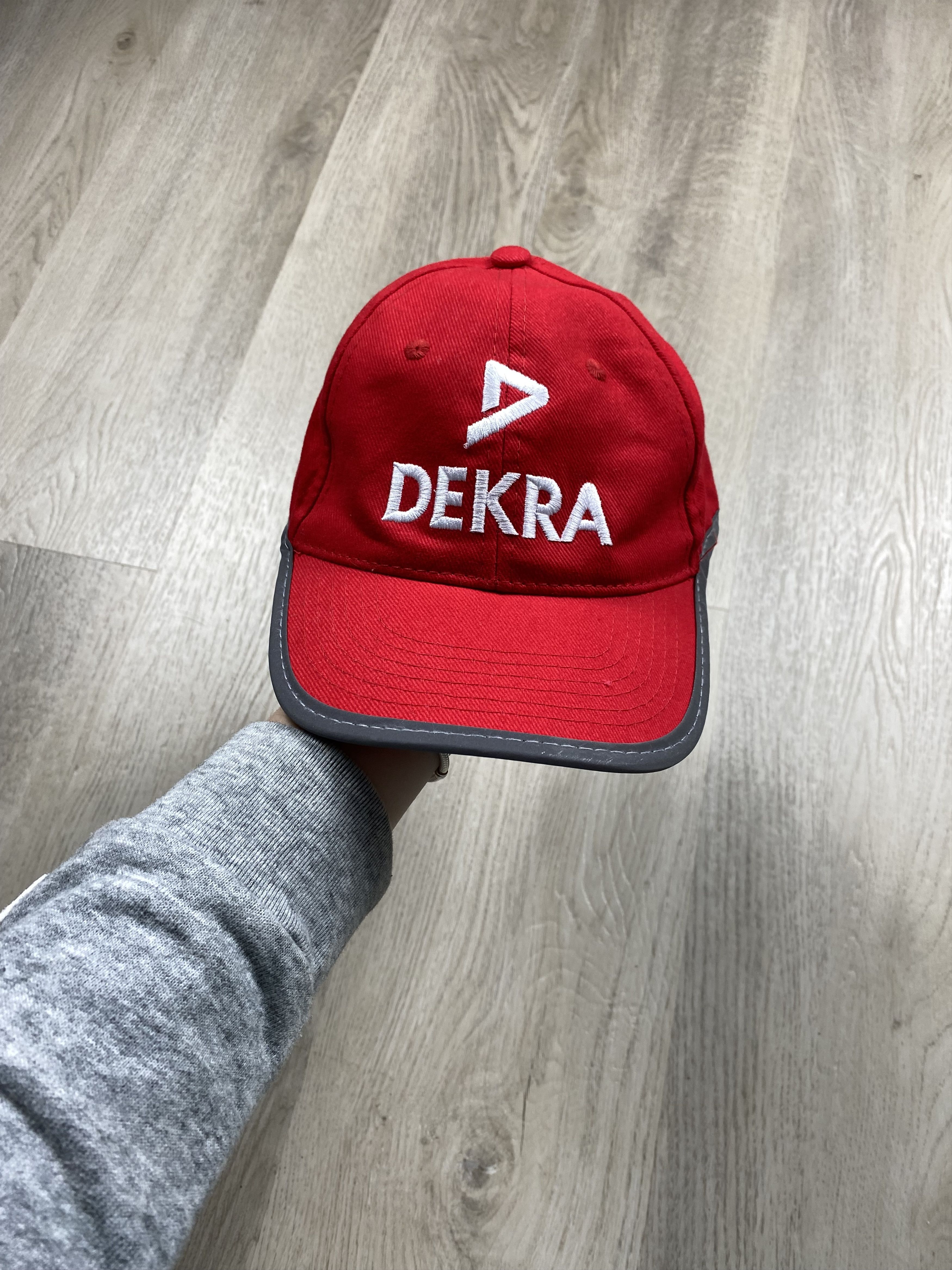 Ferrari × Formula 1 Dekra Vintage Cap Hat Formula 1 Michael Schumacher Size ONE SIZE - 1 Thumbnail