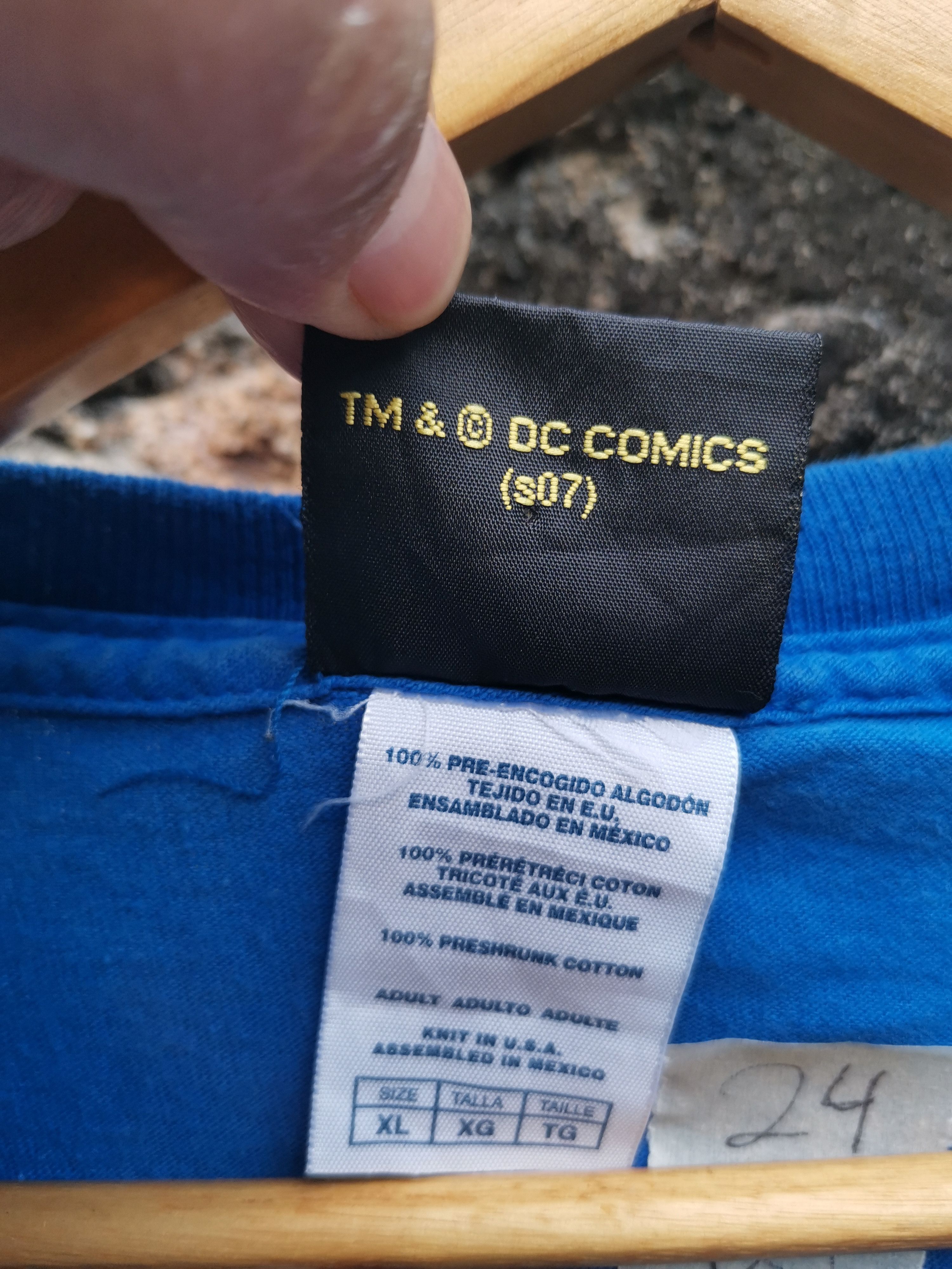 DC Comics Vintage Superman Logo Tshirt Size US XL / EU 56 / 4 - 5 Thumbnail