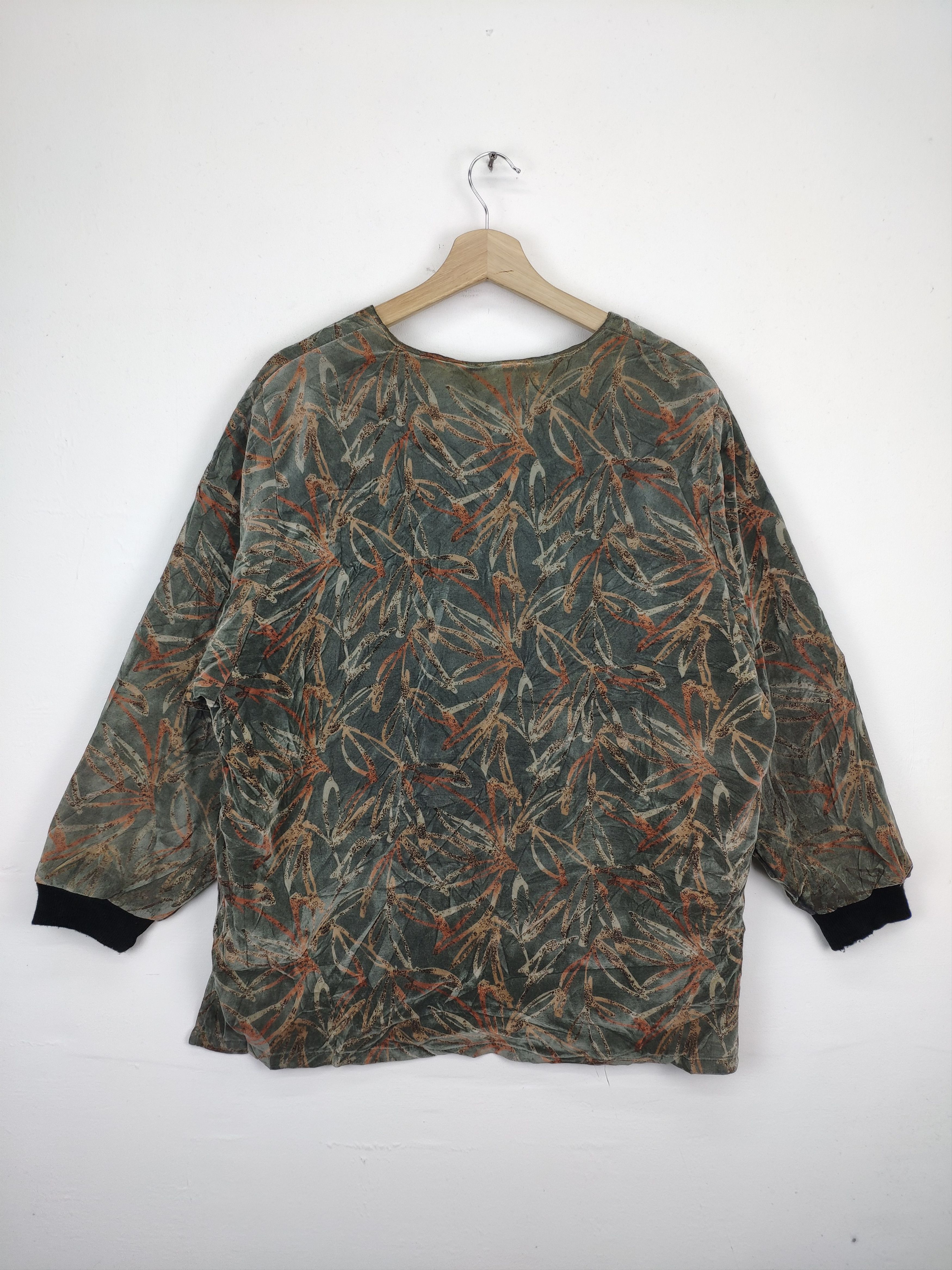 Japanese Brand × Vintage Vintage Cardigan Floral Motif Lining Fleece Sherpa Size L / US 10 / IT 46 - 2 Thumbnail
