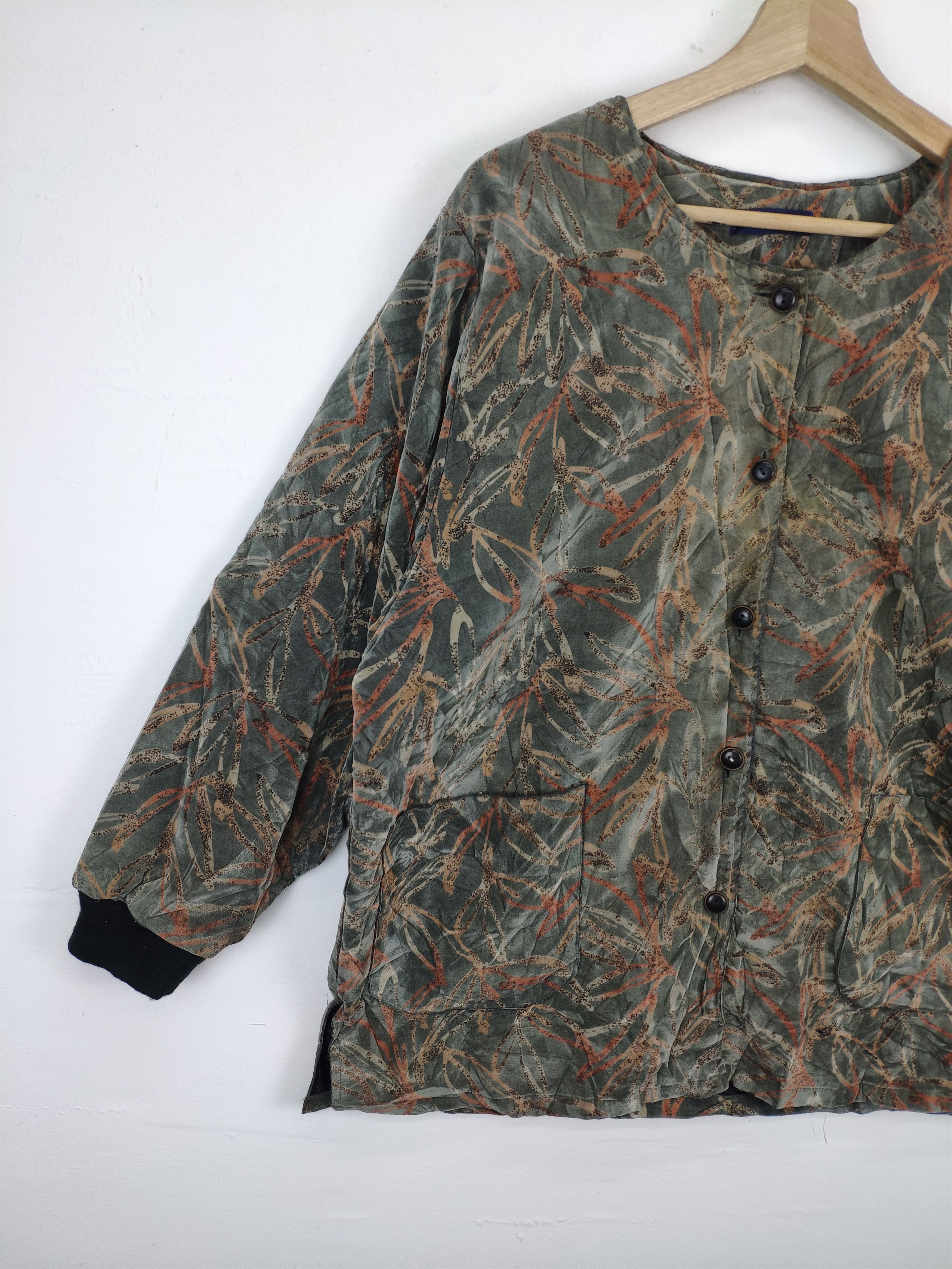 Japanese Brand × Vintage Vintage Cardigan Floral Motif Lining Fleece Sherpa Size L / US 10 / IT 46 - 7 Thumbnail