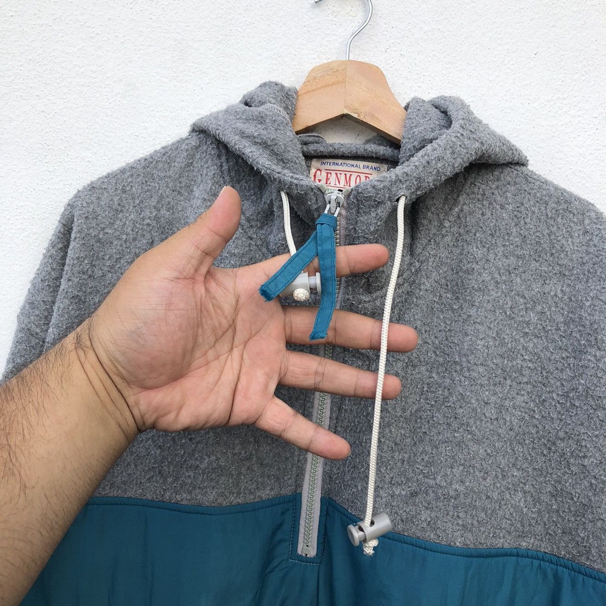 Japanese Brand TRITONE COLOUR PULLOVER HOODIE GENMODA Size US L / EU 52-54 / 3 - 5 Thumbnail