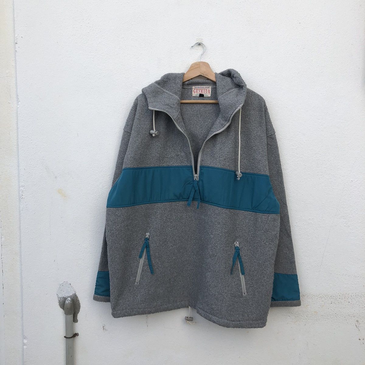 Japanese Brand TRITONE COLOUR PULLOVER HOODIE GENMODA Size US L / EU 52-54 / 3 - 11 Thumbnail