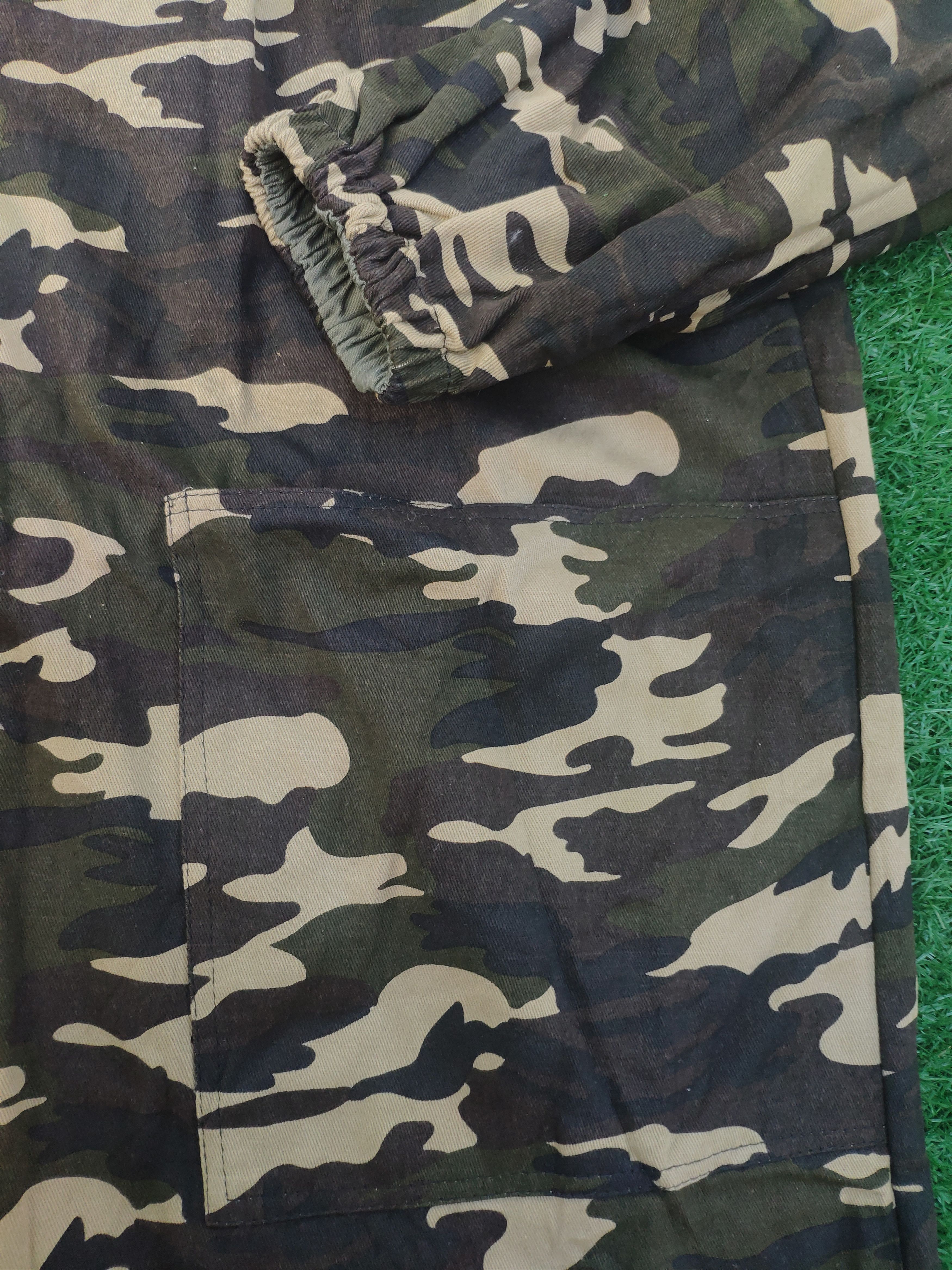 Vintage Vintage Army Jacket Camouflage Reversible Size US XL / EU 56 / 4 - 4 Thumbnail