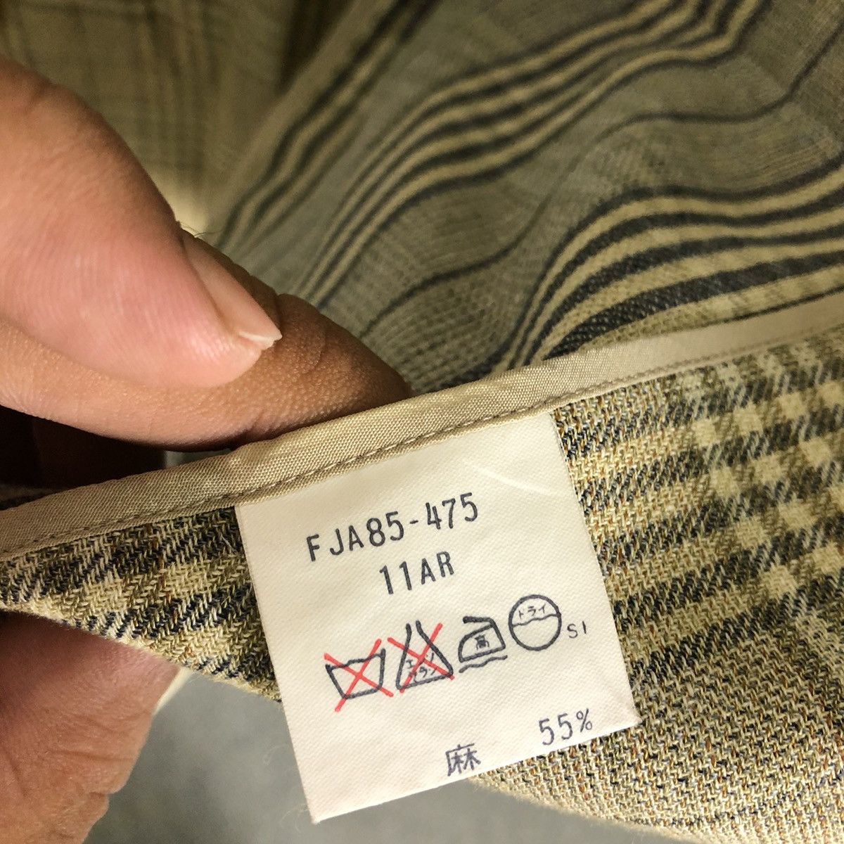 Burberry BURBERRYS TARTAN DESIGN RARE CASUAL JACKET Size US M / EU 48-50 / 2 - 10 Thumbnail