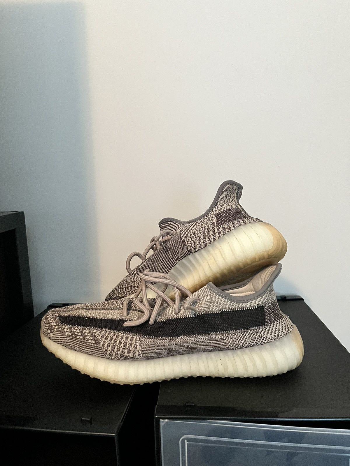 Adidas × Kanye West Yeezy 350 Zion Size US 11 / EU 44 - 3 Thumbnail
