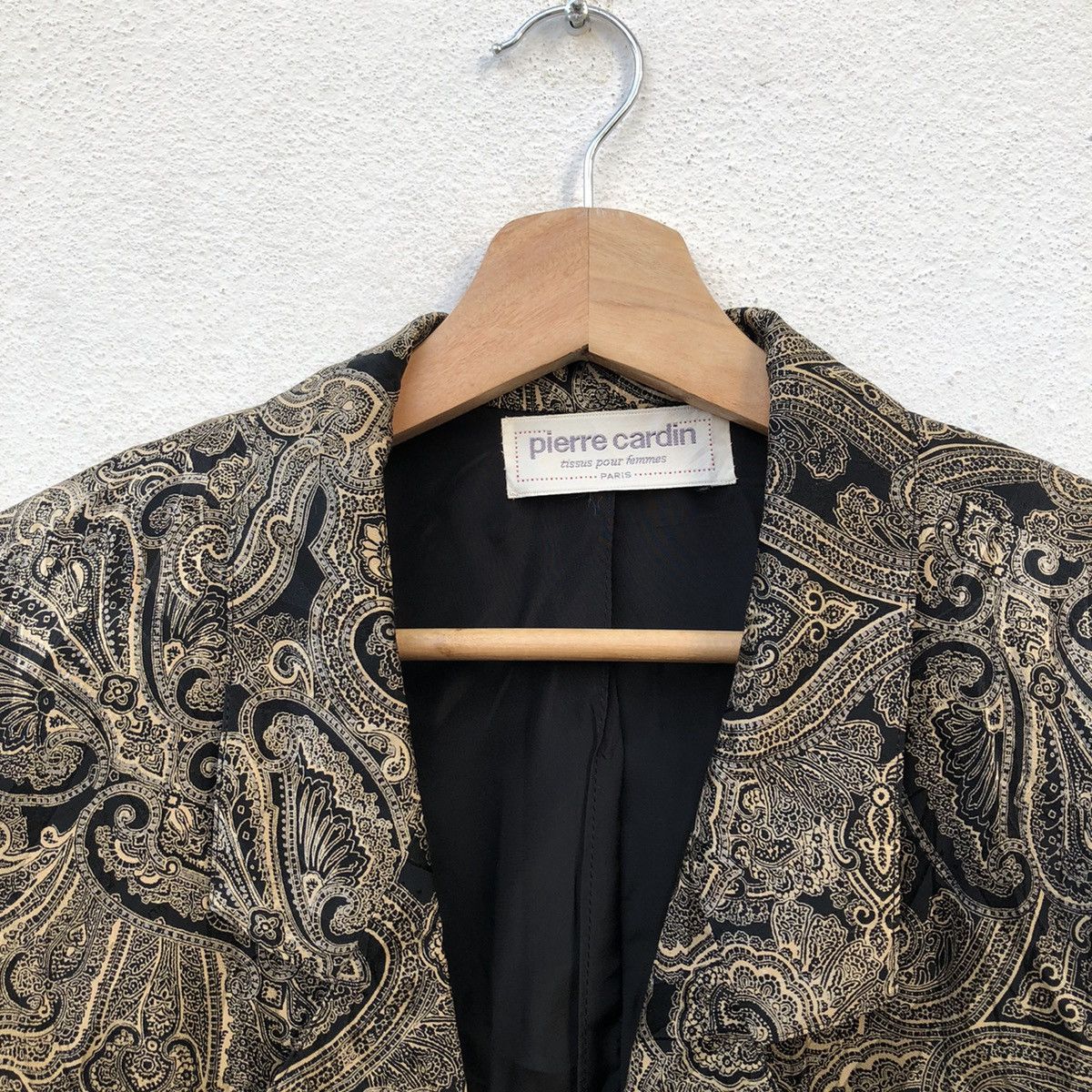 Japanese Brand PIERRE CARDIN TISSUS POUR FEMMES PESLEY DESIGN FULL PRINT Size US M / EU 48-50 / 2 - 7 Thumbnail
