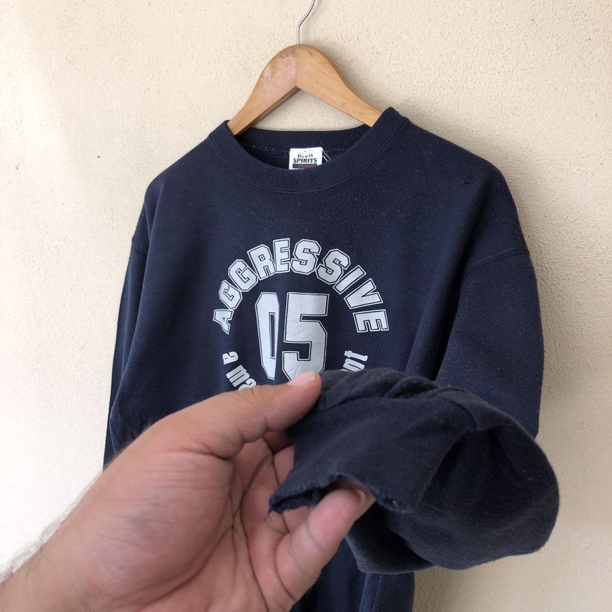 Vintage VINTAGE AGGRESSIVE MAN OF GREAT TALENT SWEATSHIRT BIG LOGO Size US L / EU 52-54 / 3 - 5 Thumbnail