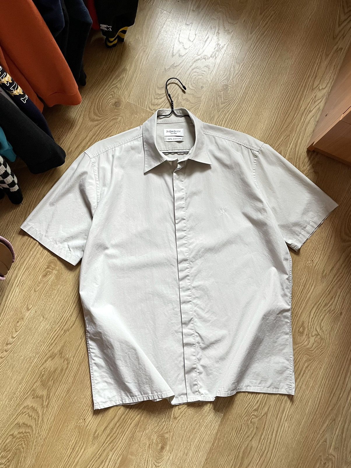 Vintage Vintage Yves Saint Laurent YSL Logo Short Sleeve Shirt Size US XL / EU 56 / 4 - 1 Thumbnail