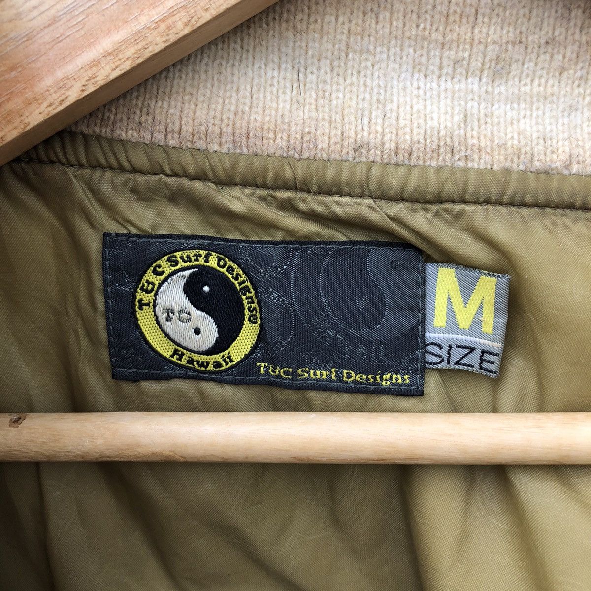 Japanese Brand T&C SURF DESIGNER PUFFER VEST PATCHES RARE DESIGN Size US M / EU 48-50 / 2 - 11 Thumbnail
