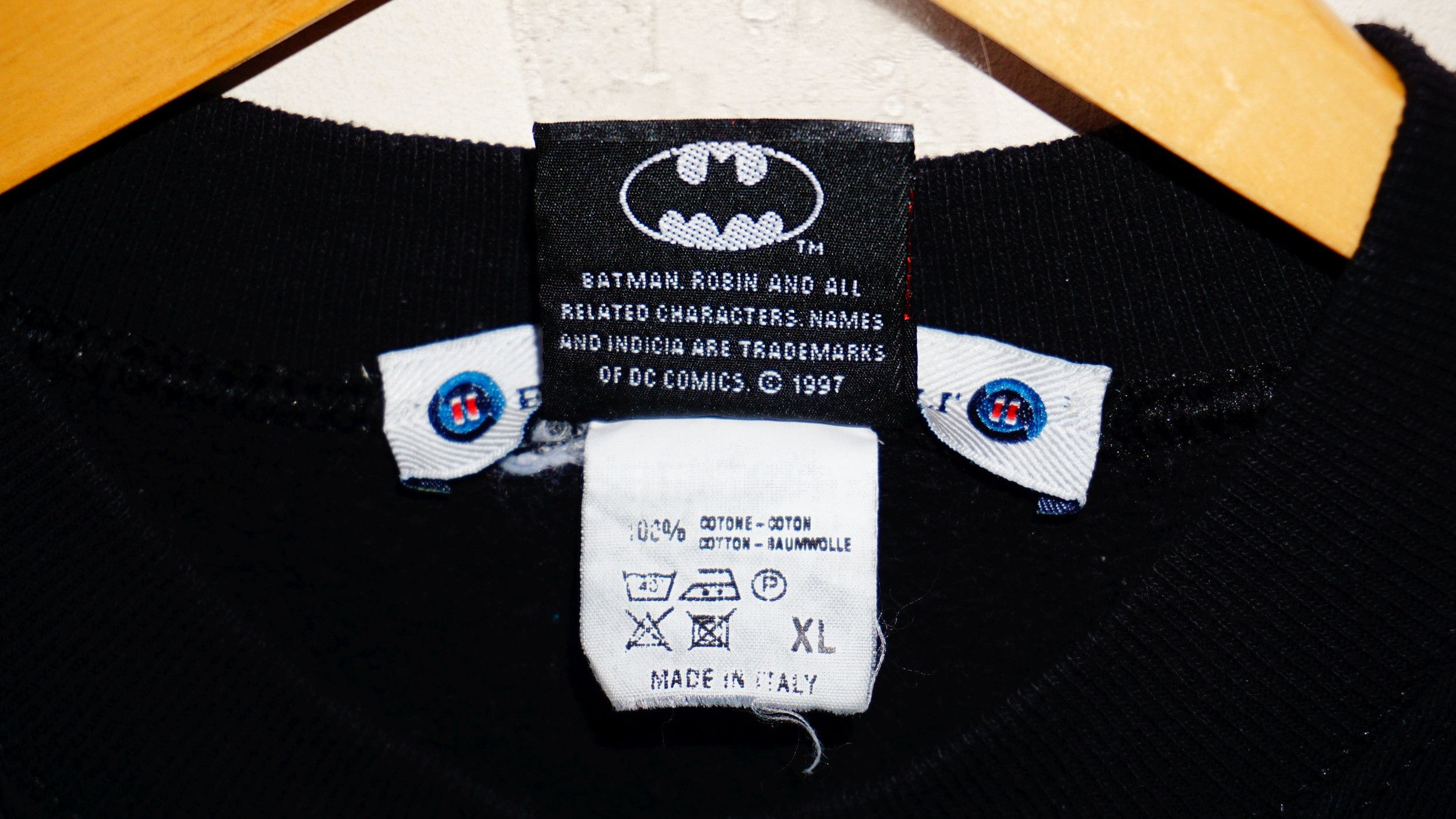 DC Comics Batman & Robin 1997 Crewneck by Emmanuel Schvili Size US XL / EU 56 / 4 - 7 Thumbnail
