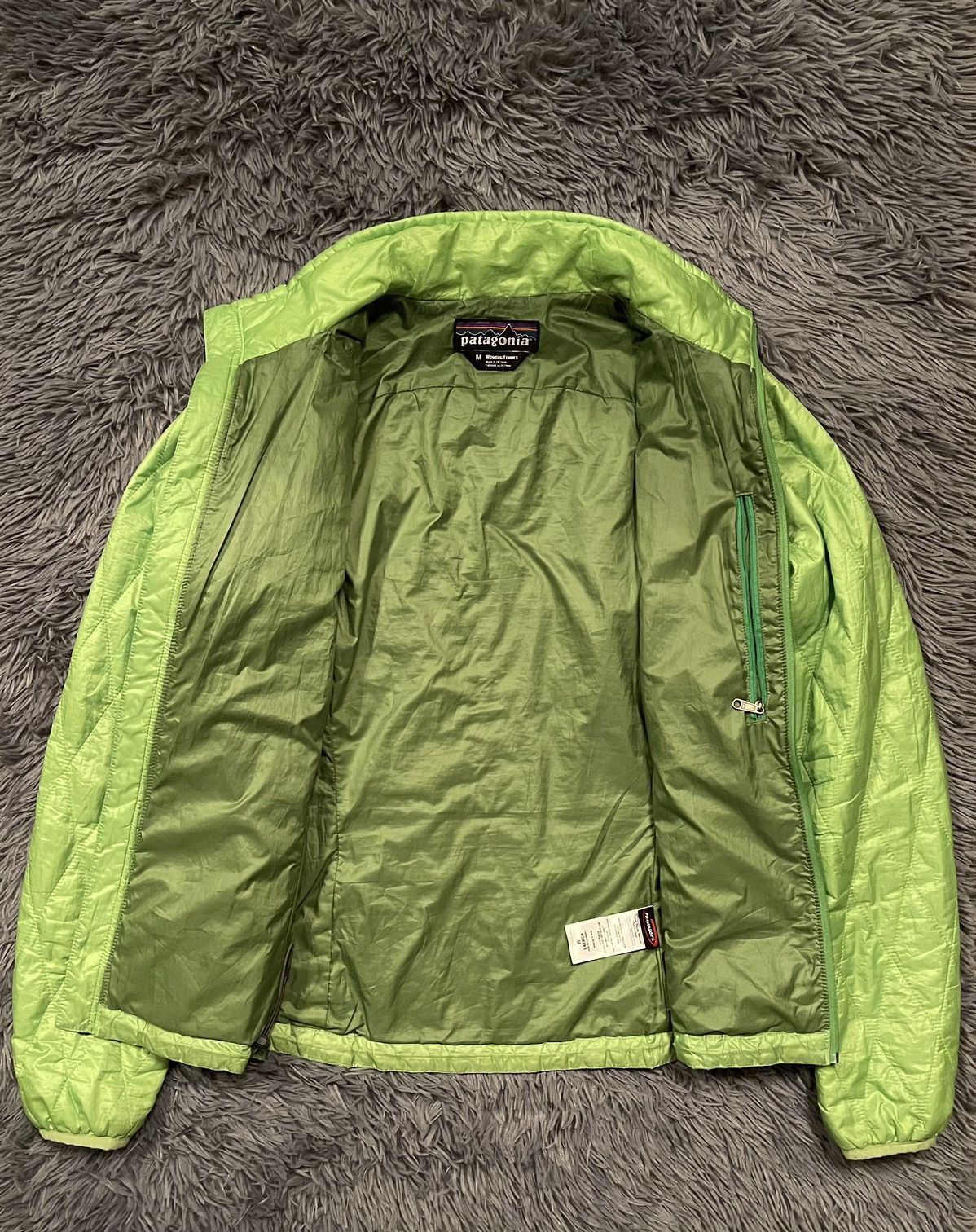 Patagonia Patagonia gorpcore style neon green quilted jacket Size M / US 6-8 / IT 42-44 - 2 Thumbnail