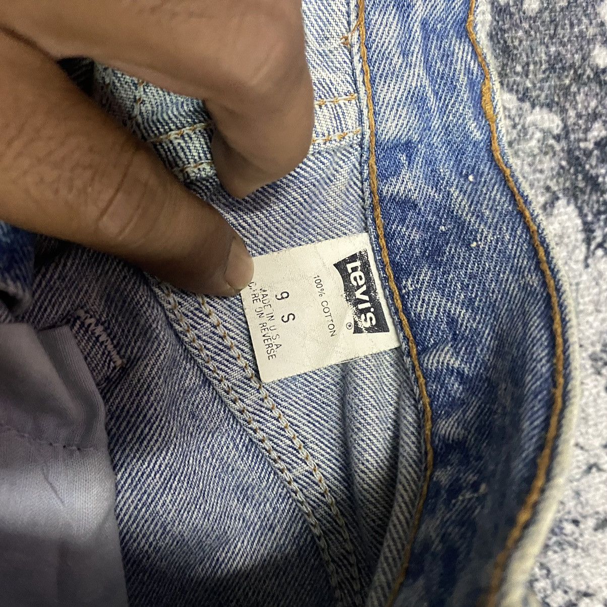 Jean × Levi's × Vintage Vintage Levis 501 90s Light Washed Denim Jeans Size US 26 / EU 42 - 8 Thumbnail