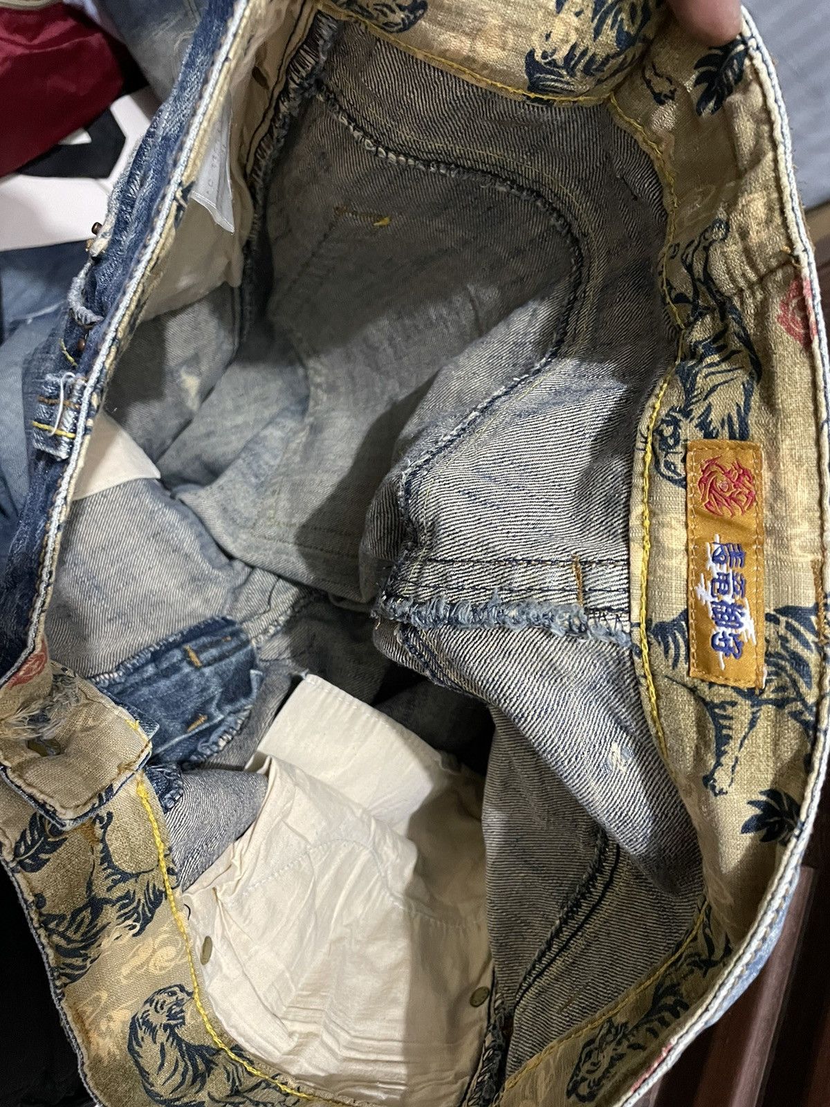 If Six Was Nine Rare Japanese Dragon Printed Distressed Jeans Size US 37 - 9 Thumbnail