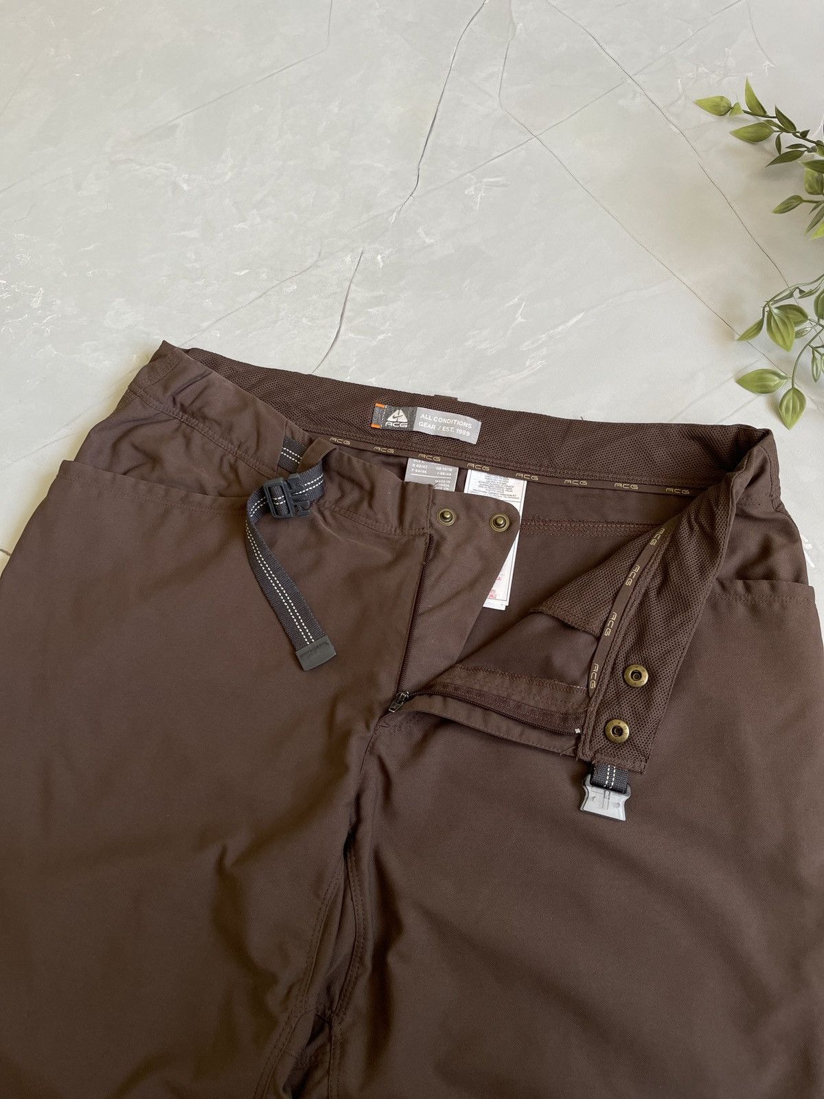 Nike ACG 🤎 Deadstock Vintage Nike ACG Long Shorts Size 32" / US 10 / IT 46 - 9 Thumbnail