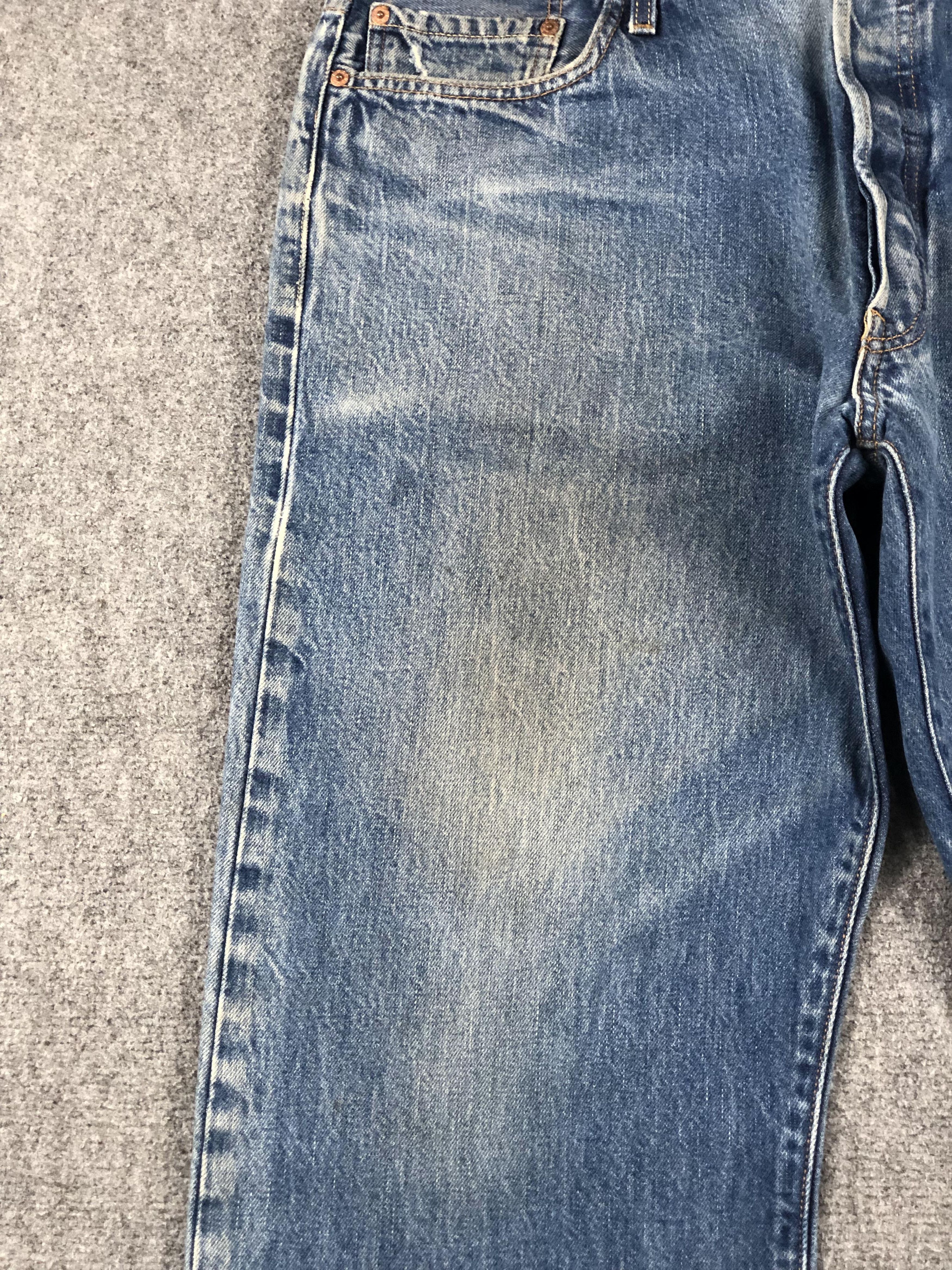 Levi's Vintage Levis 501 Faded Blue Jeans DP2386 Size US 37 - 13 Thumbnail