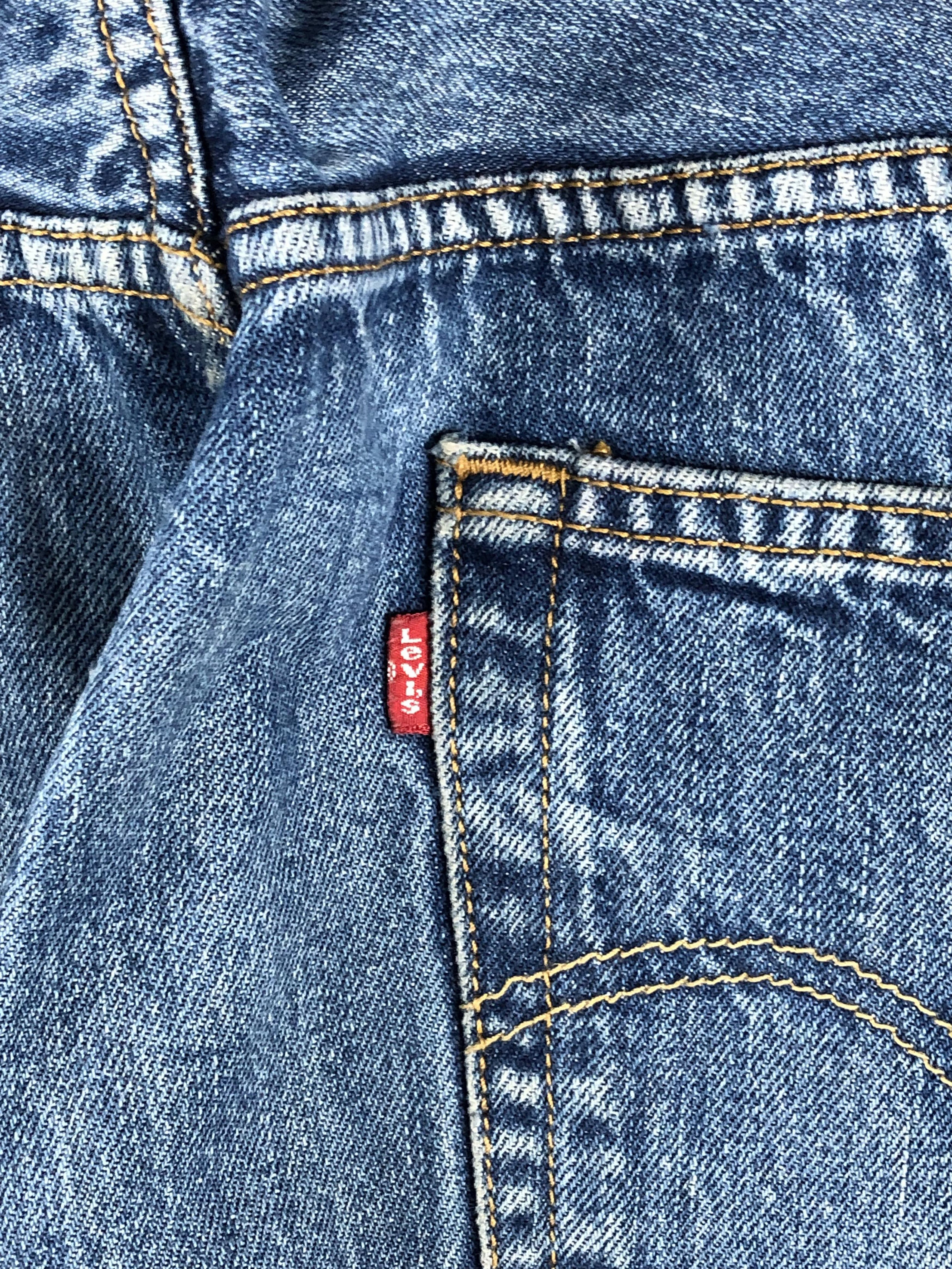 Levi's Vintage Levis 501 Faded Blue Jeans DP2386 Size US 37 - 8 Thumbnail