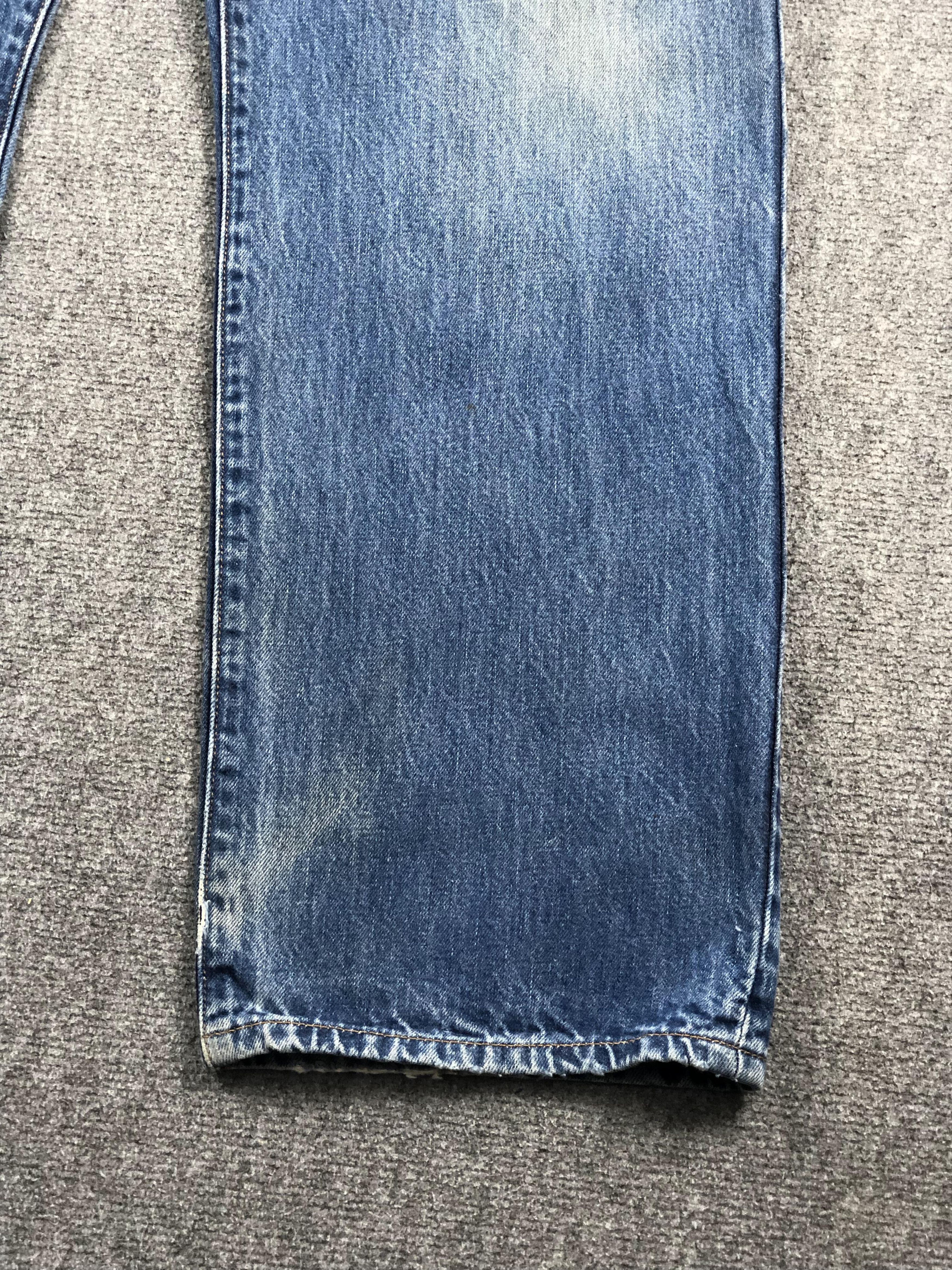 Levi's Vintage Levis 501 Faded Blue Jeans DP2386 Size US 37 - 14 Thumbnail