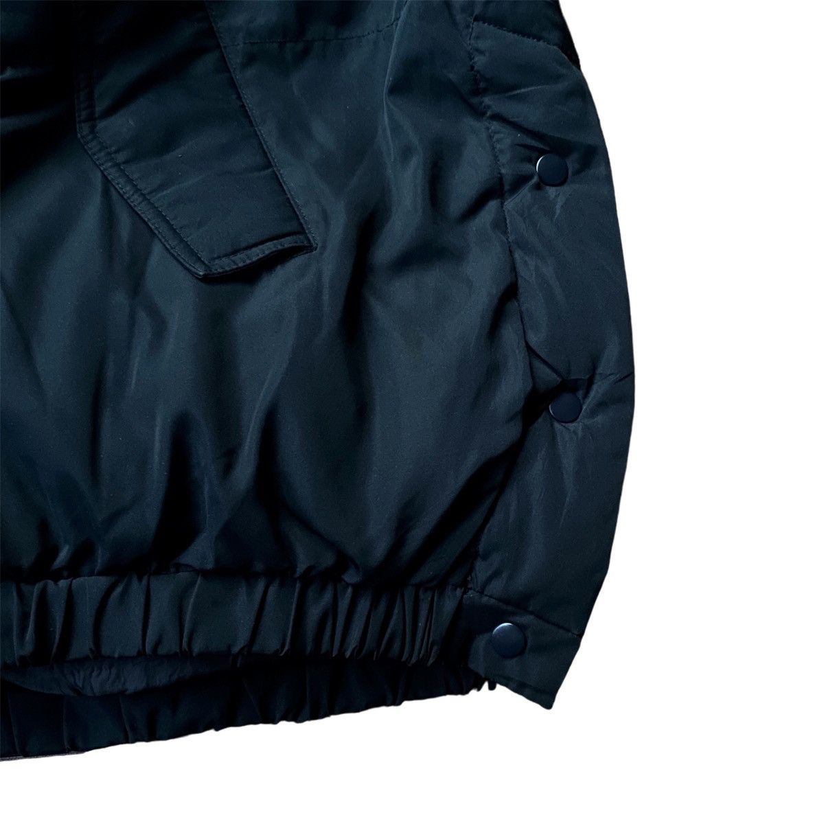 GU × Japanese Brand × Jun Takahashi Vintage GU Puffer Hoodie Zip Up Jacket Size US XL / EU 56 / 4 - 4 Thumbnail