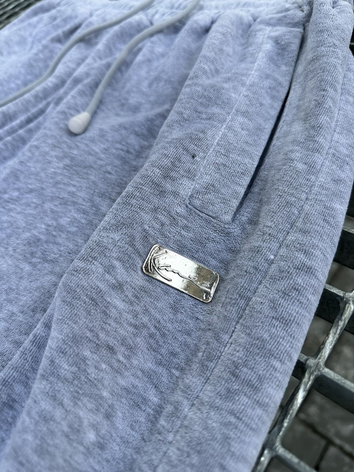 Karl Kani Vintage Karl Kani Velour Sweatpants Size US 36 / EU 52 - 8 Thumbnail