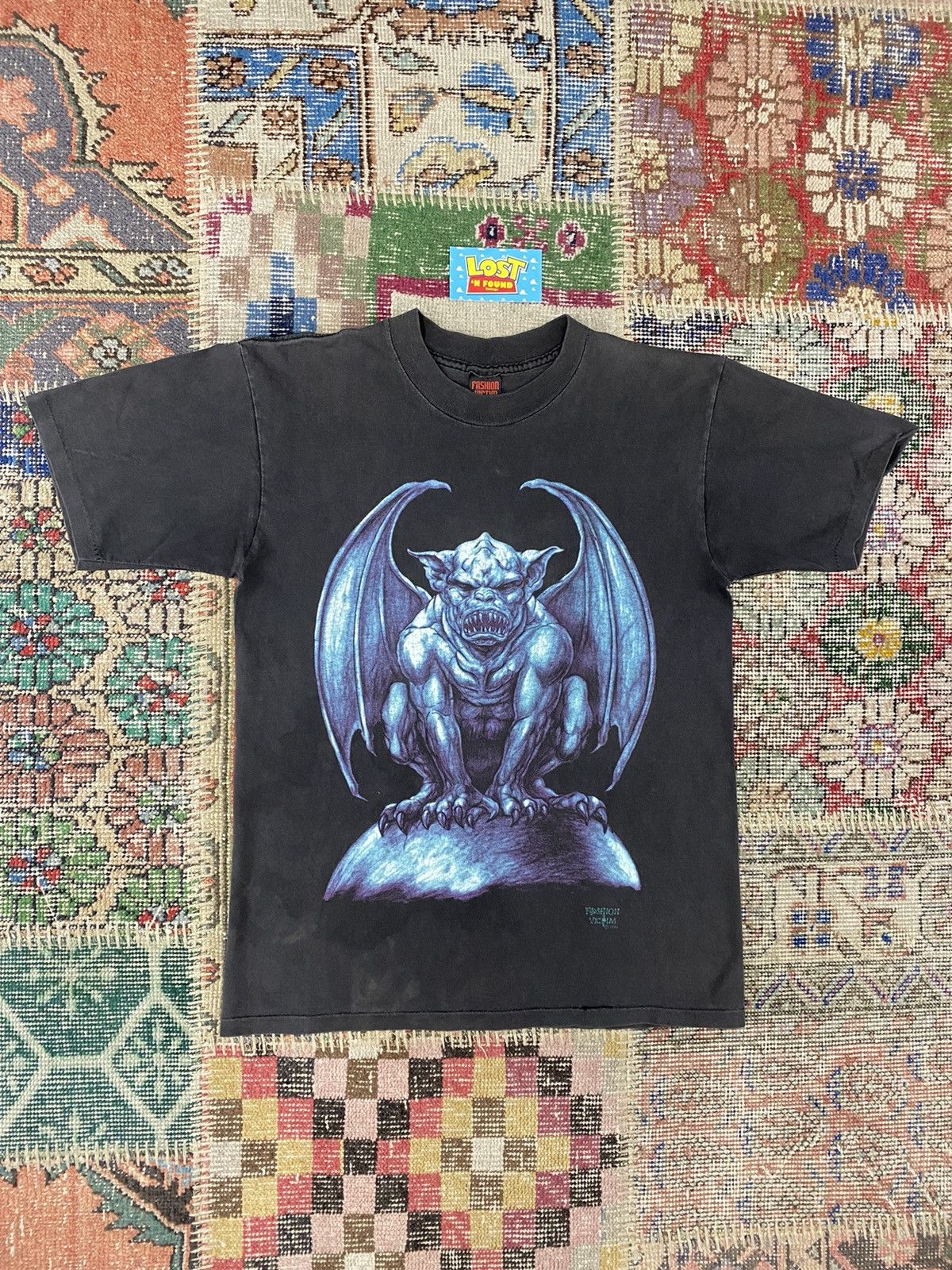 Vintage 1998 Vintage Fashion Victim Gargoyles Spooky Statue Tee