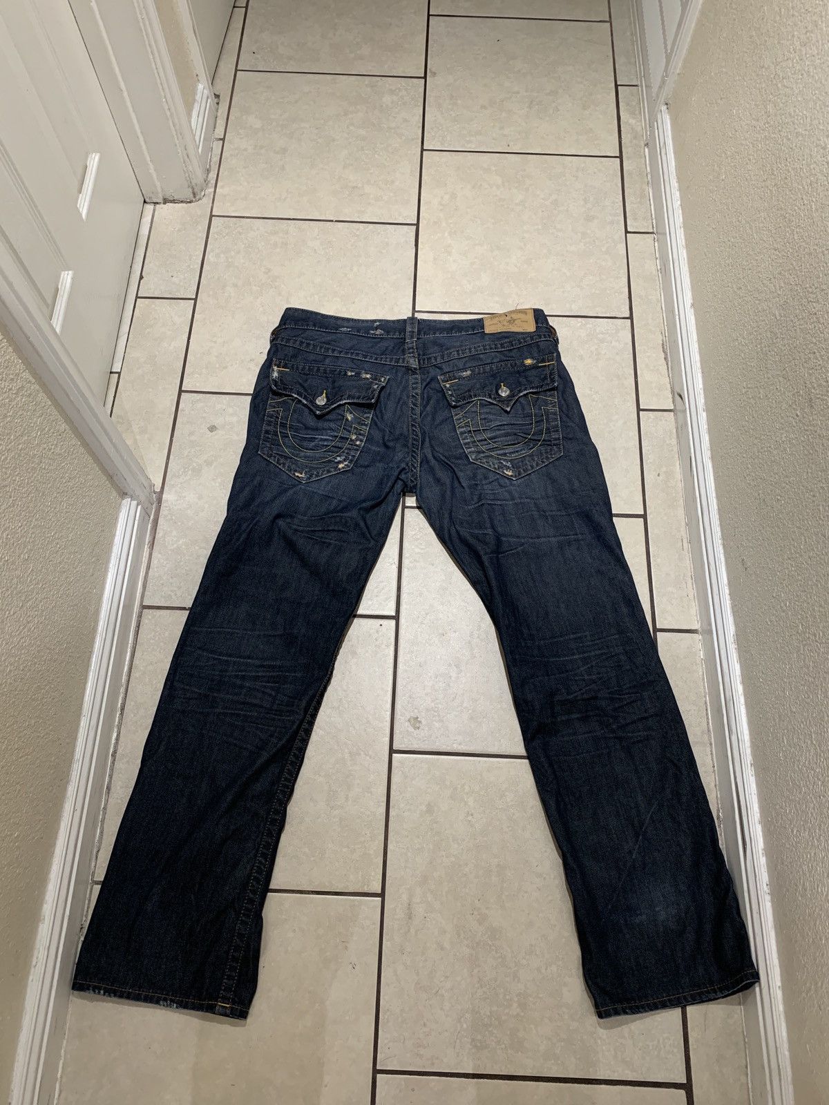 True Religion True Religion Straight Jeans ripped Size US 38 / EU 54 - 2 Thumbnail