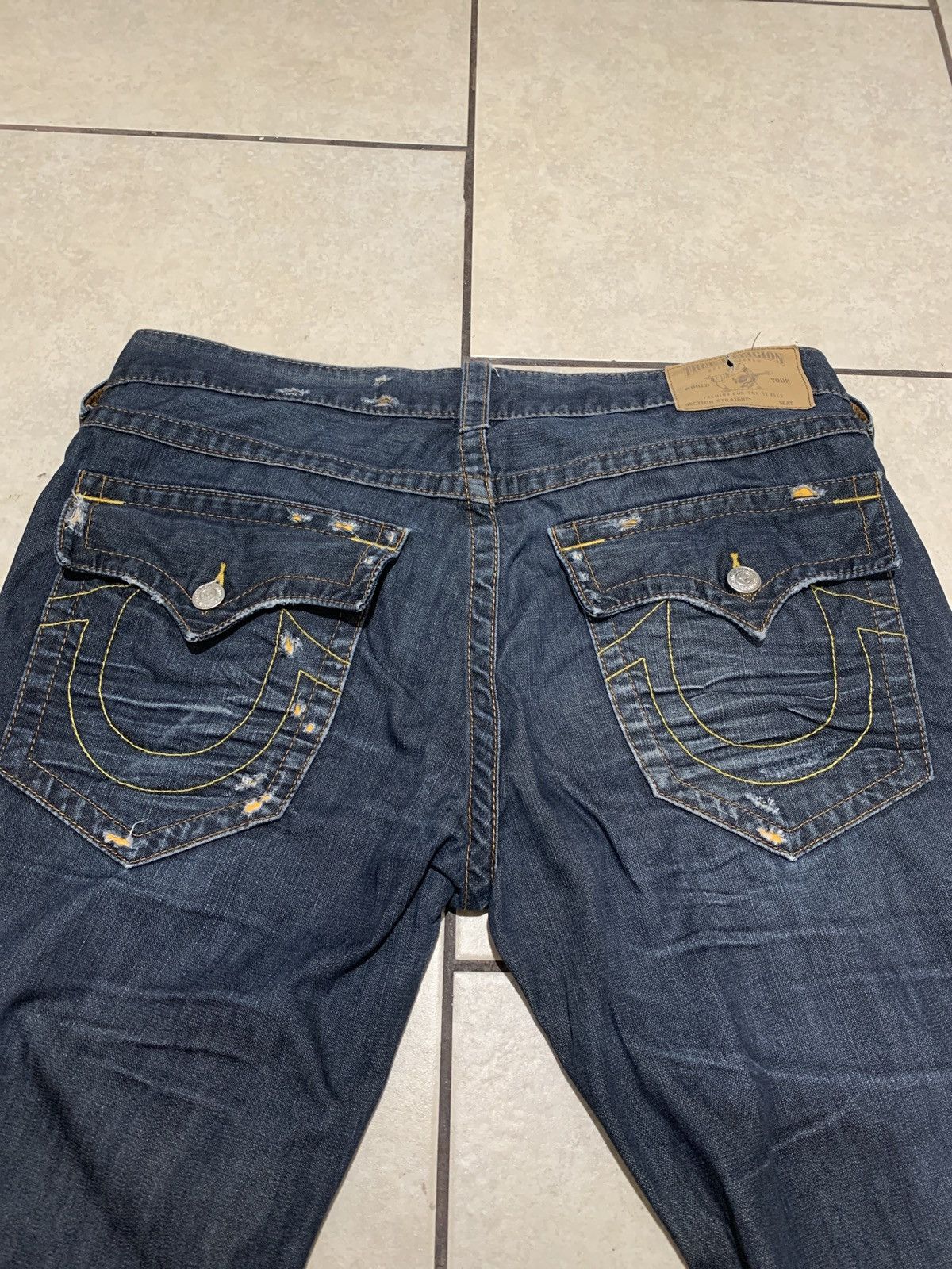True Religion True Religion Straight Jeans ripped Size US 38 / EU 54 - 1 Thumbnail