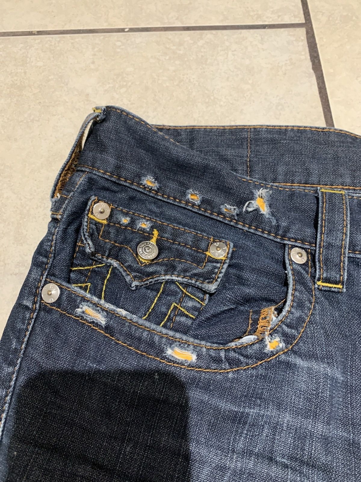 True Religion True Religion Straight Jeans ripped Size US 38 / EU 54 - 6 Thumbnail