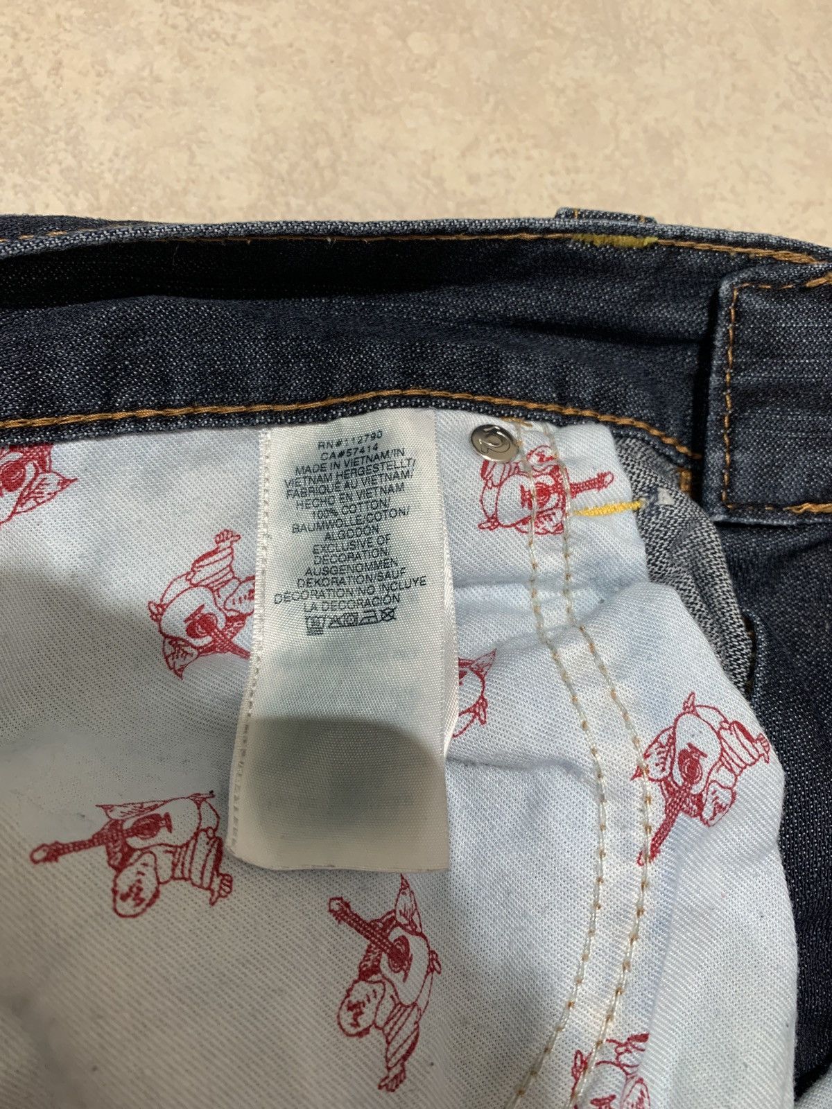 True Religion True Religion Straight Jeans ripped Size US 38 / EU 54 - 8 Thumbnail