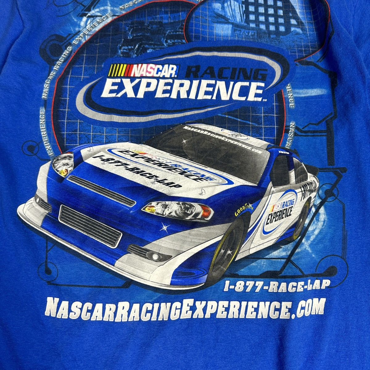 NASCAR Vintage 00s Nascar Racing Experience Tee Formula 1 y2k Size US M / EU 48-50 / 2 - 7 Thumbnail