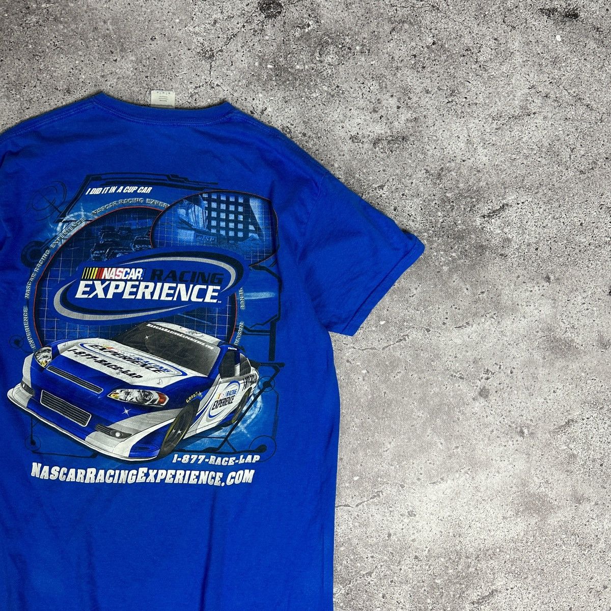 NASCAR Vintage 00s Nascar Racing Experience Tee Formula 1 y2k Size US M / EU 48-50 / 2 - 4 Thumbnail