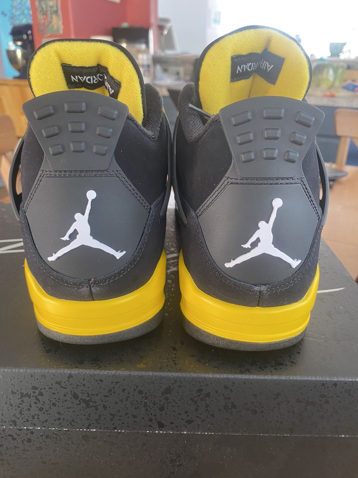 Jordan Brand Jordan 4 Thunder size 10 Size US 10 / EU 43 - 4 Thumbnail