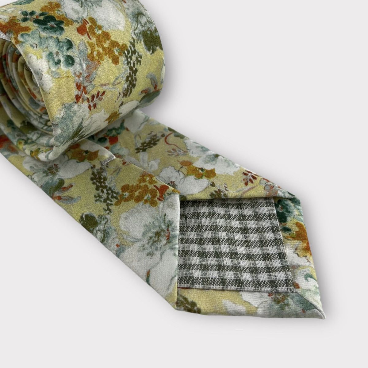 Other Men’s Yellow Tropical Floral Necktie, Slim 2.5” Width Size ONE SIZE - 6 Thumbnail