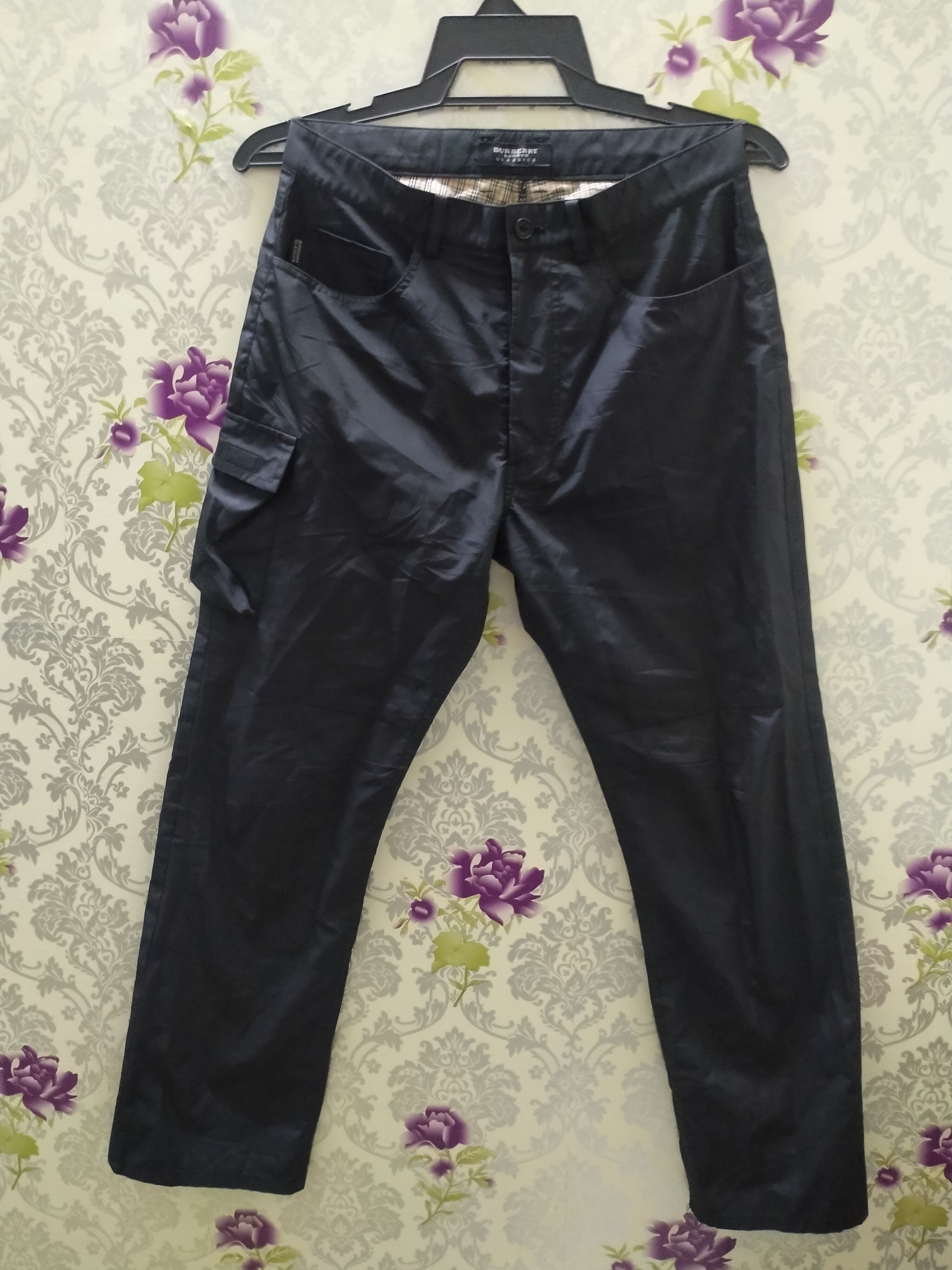 Burberry BURBERRY HIKING CARGO PANTS Size US 29 - 1 Thumbnail