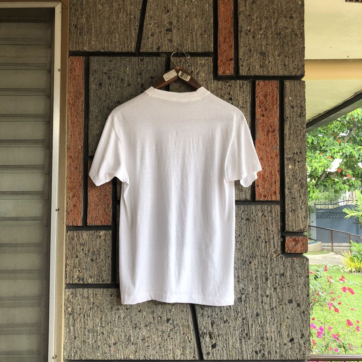 Vintage ‘80s-‘90s Humphrey Bogart Portrait Tee Shirt George Hurrell Size US M / EU 48-50 / 2 - 3 Thumbnail