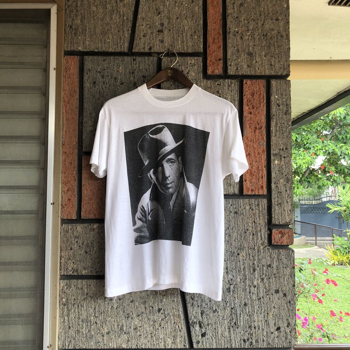 Vintage ‘80s-‘90s Humphrey Bogart Portrait Tee Shirt George Hurrell Size US M / EU 48-50 / 2 - 2 Thumbnail