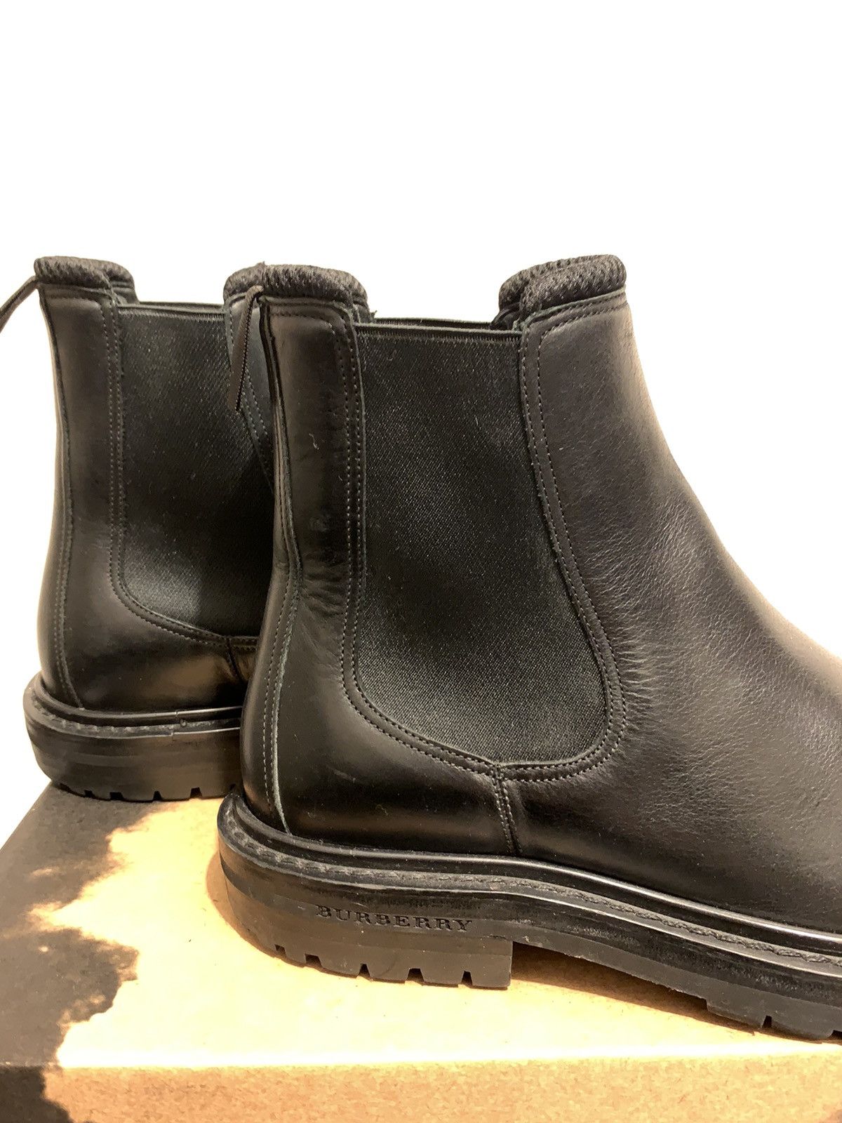 Burberry Chelsea boots Size US 7 / EU 40 - 2 Thumbnail