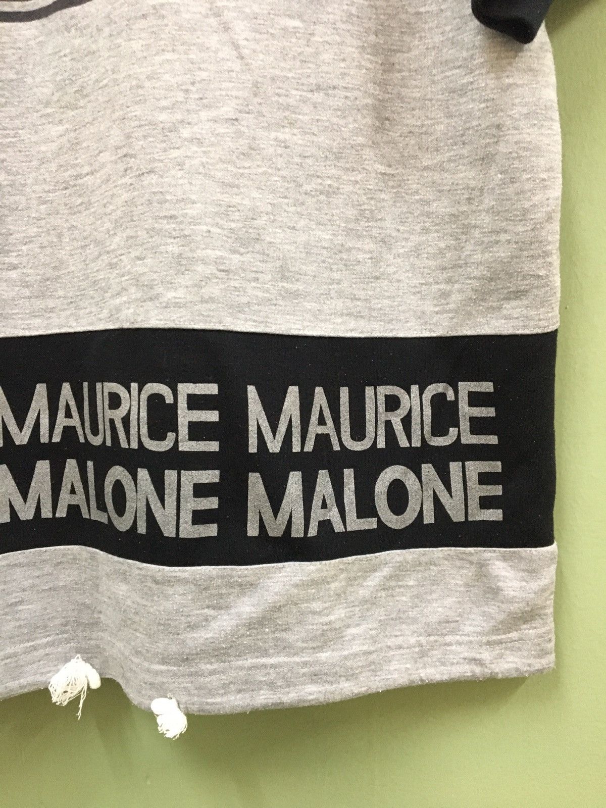 Other MAURICE MALONE - VINTAGE HIPHOP 90’s STREETWEAR HOODIES Size US L / EU 52-54 / 3 - 6 Thumbnail
