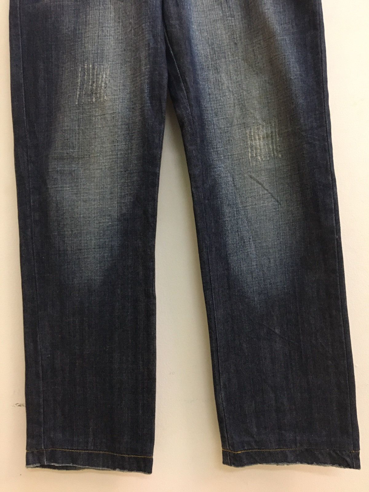 Designer D&G - STRAIGHT FIT WASHED RIPPED GOLD PLATED LOGO JEANS Size US 32 / EU 48 - 7 Thumbnail