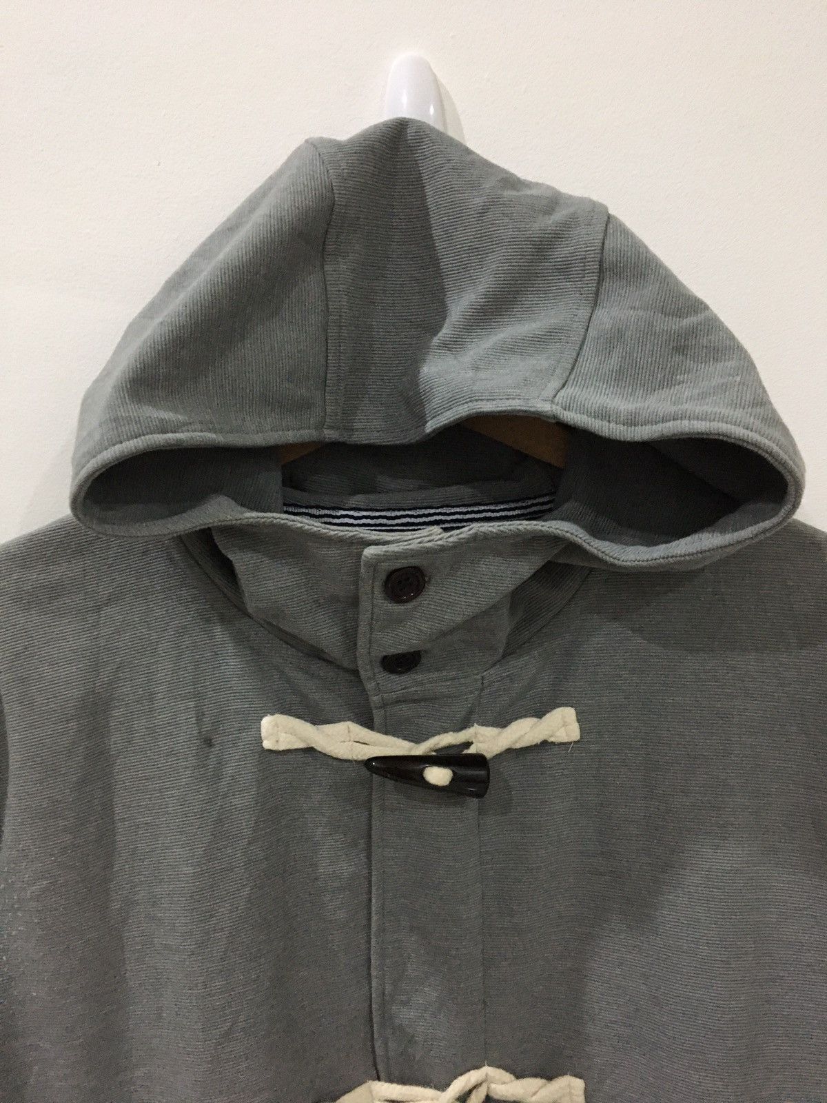 Japanese Brand PLUS ONE - DUFFLE HOODIES TOGGLE FASTENINGS BUTTON & ZIPPER Size US L / EU 52-54 / 3 - 5 Thumbnail