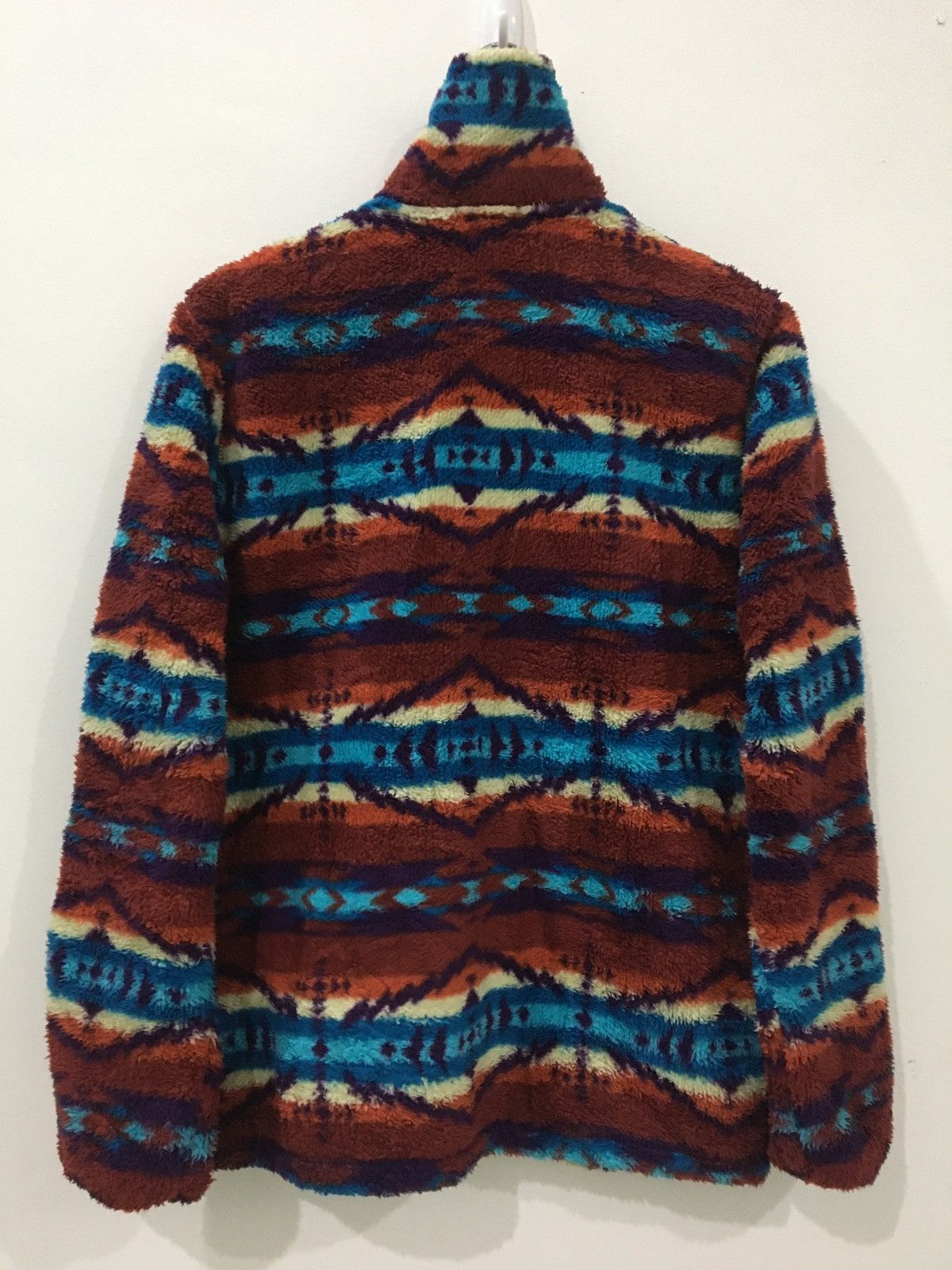 Japanese Brand UNBRAND JAPANESE BRAND COLOURFUL ART TRIBE FLEECE JACKET Size US L / EU 52-54 / 3 - 6 Thumbnail